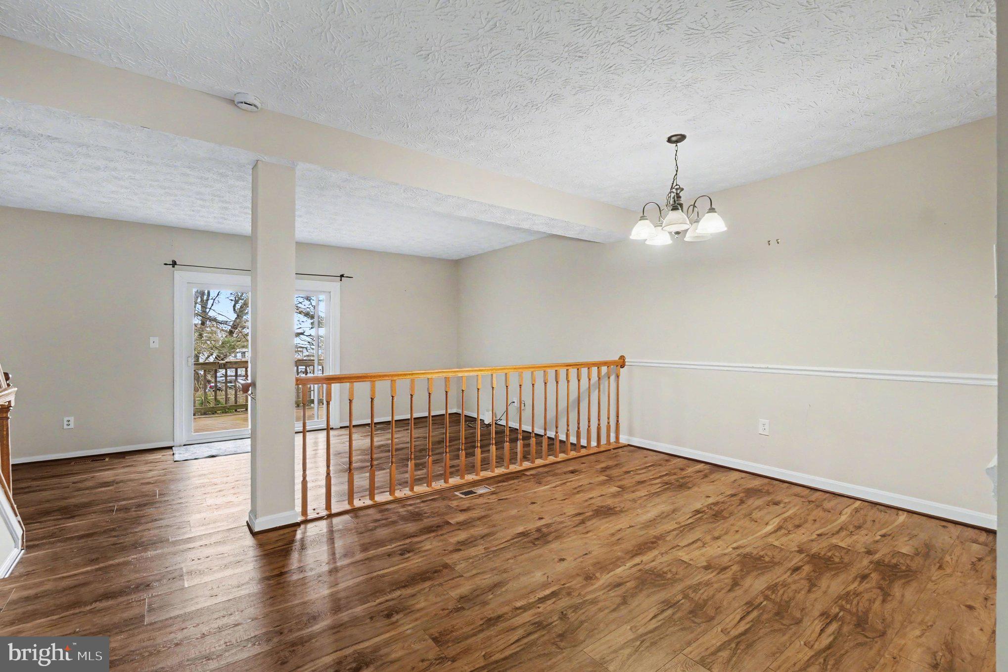 BRIGHT OAKS - Residential