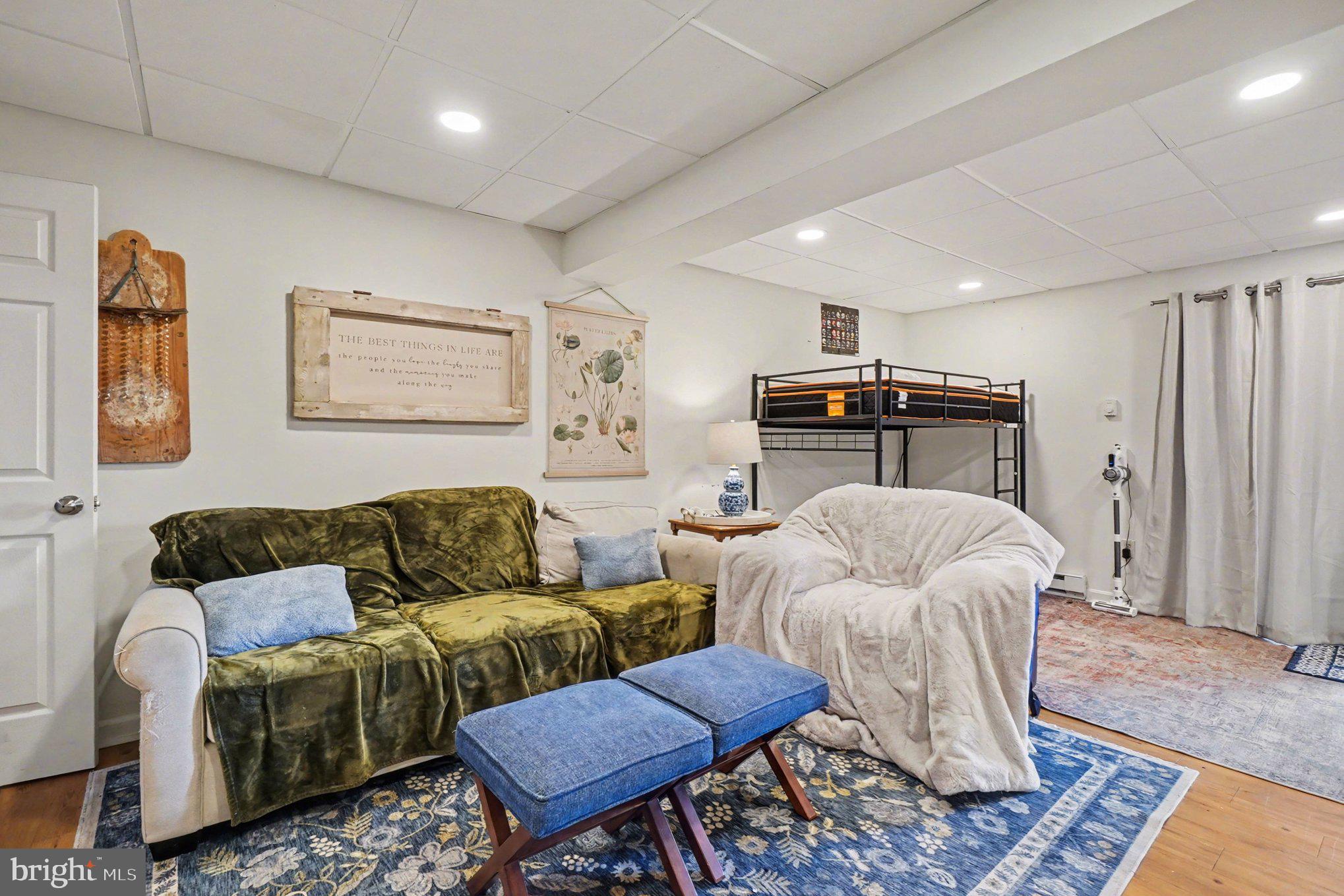 BRIGHT OAKS - Residential