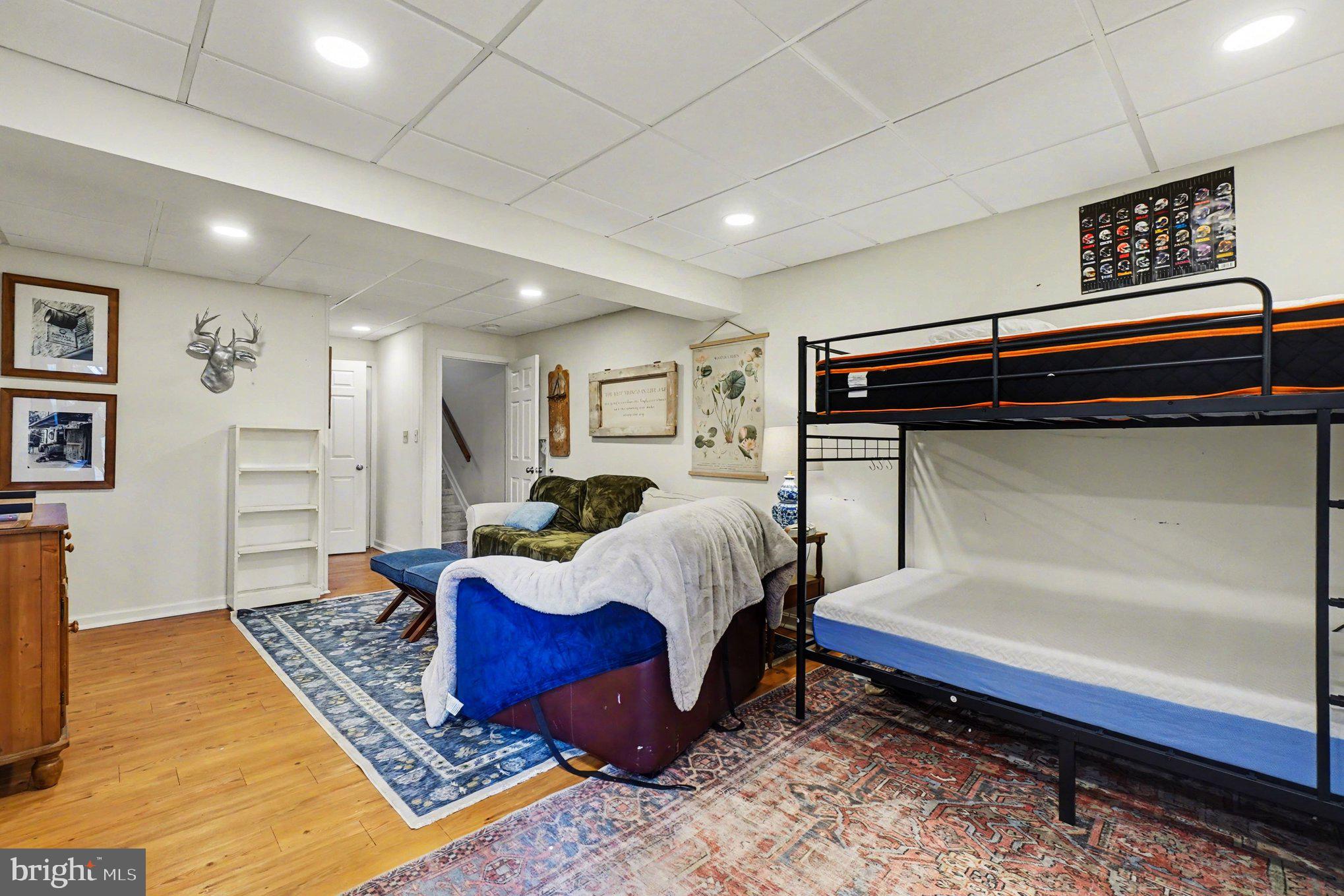 BRIGHT OAKS - Residential