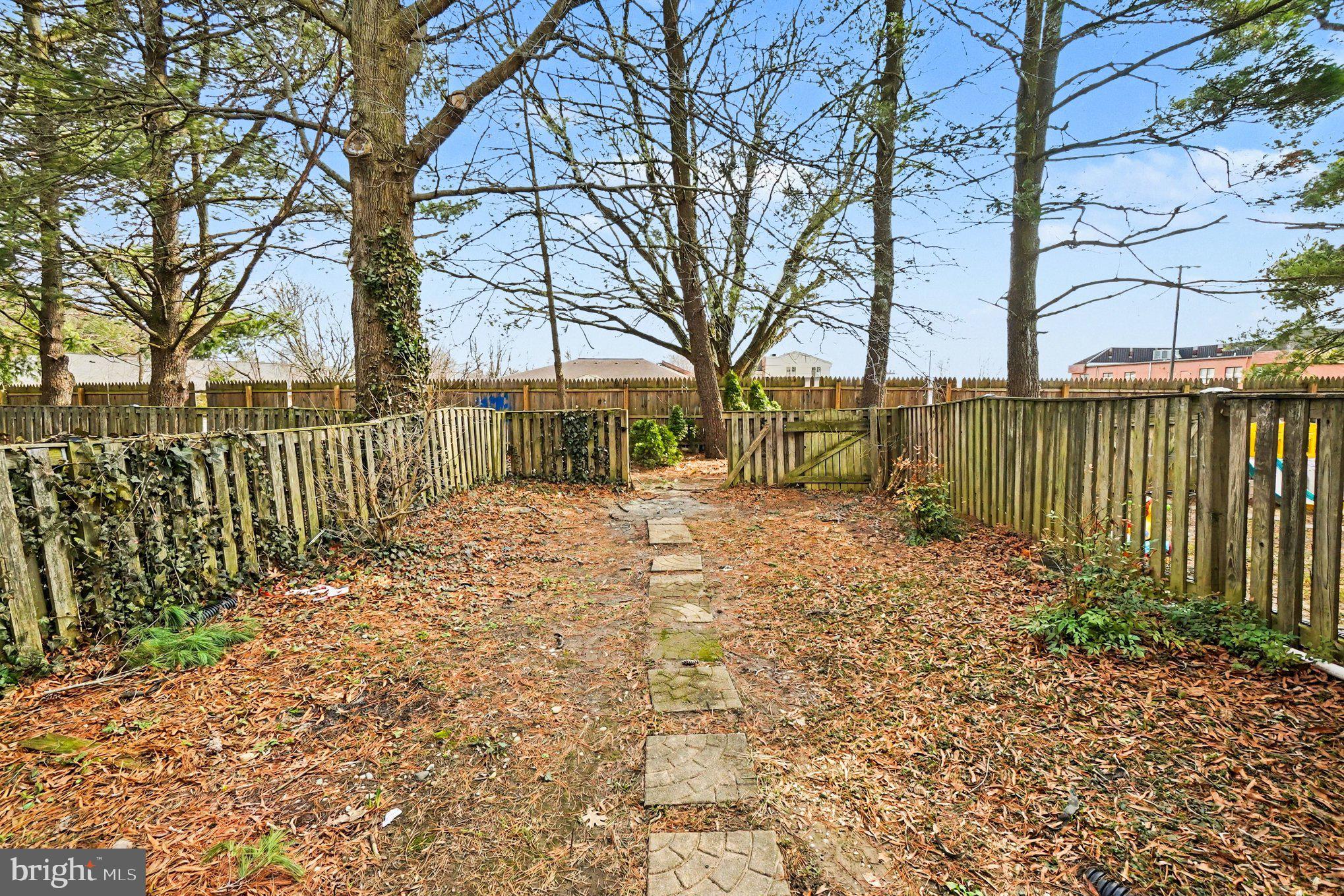 BRIGHT OAKS - Residential