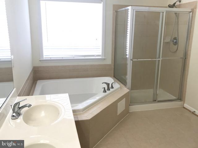 RIPPON LANDING - Residential