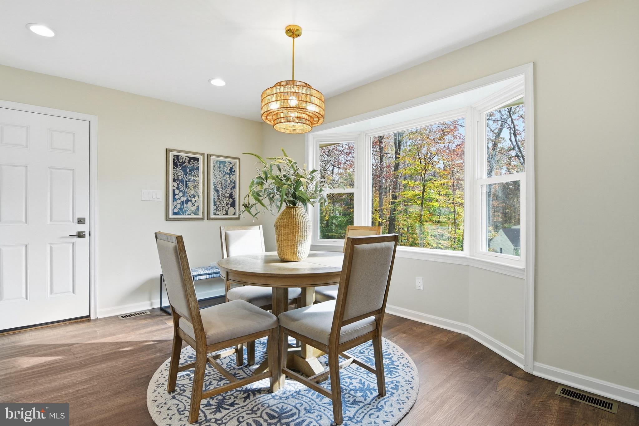 FAIRFAX STATION - Residential