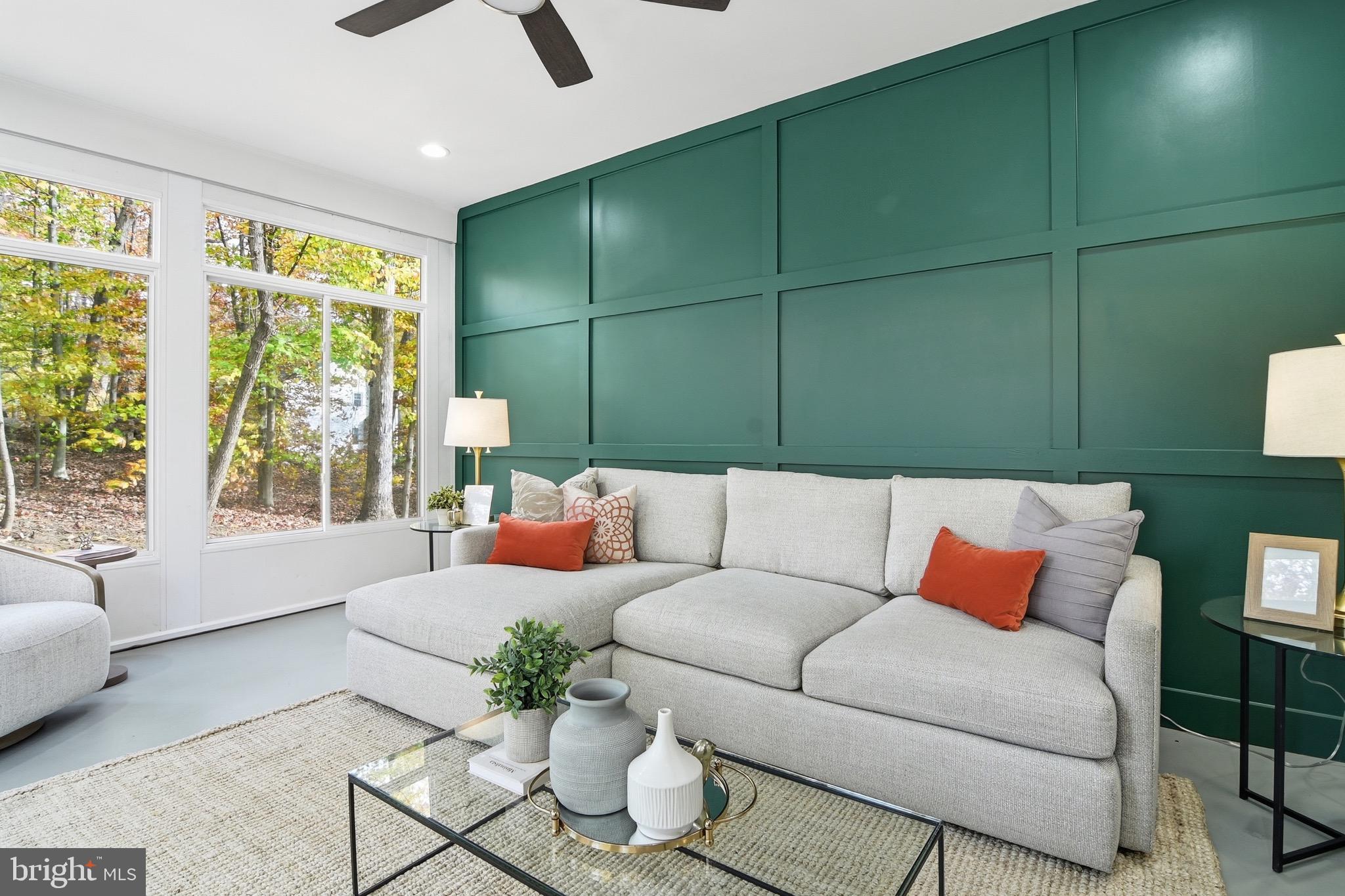 FAIRFAX STATION - Residential