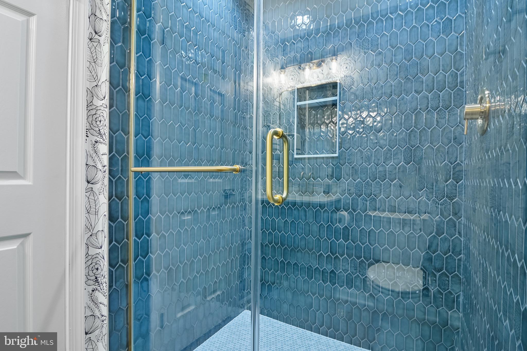 FAIRFAX STATION - Residential