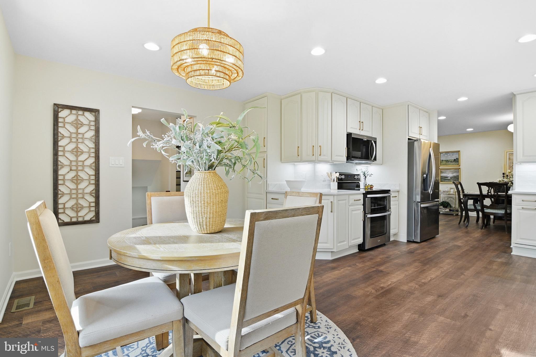 FAIRFAX STATION - Residential