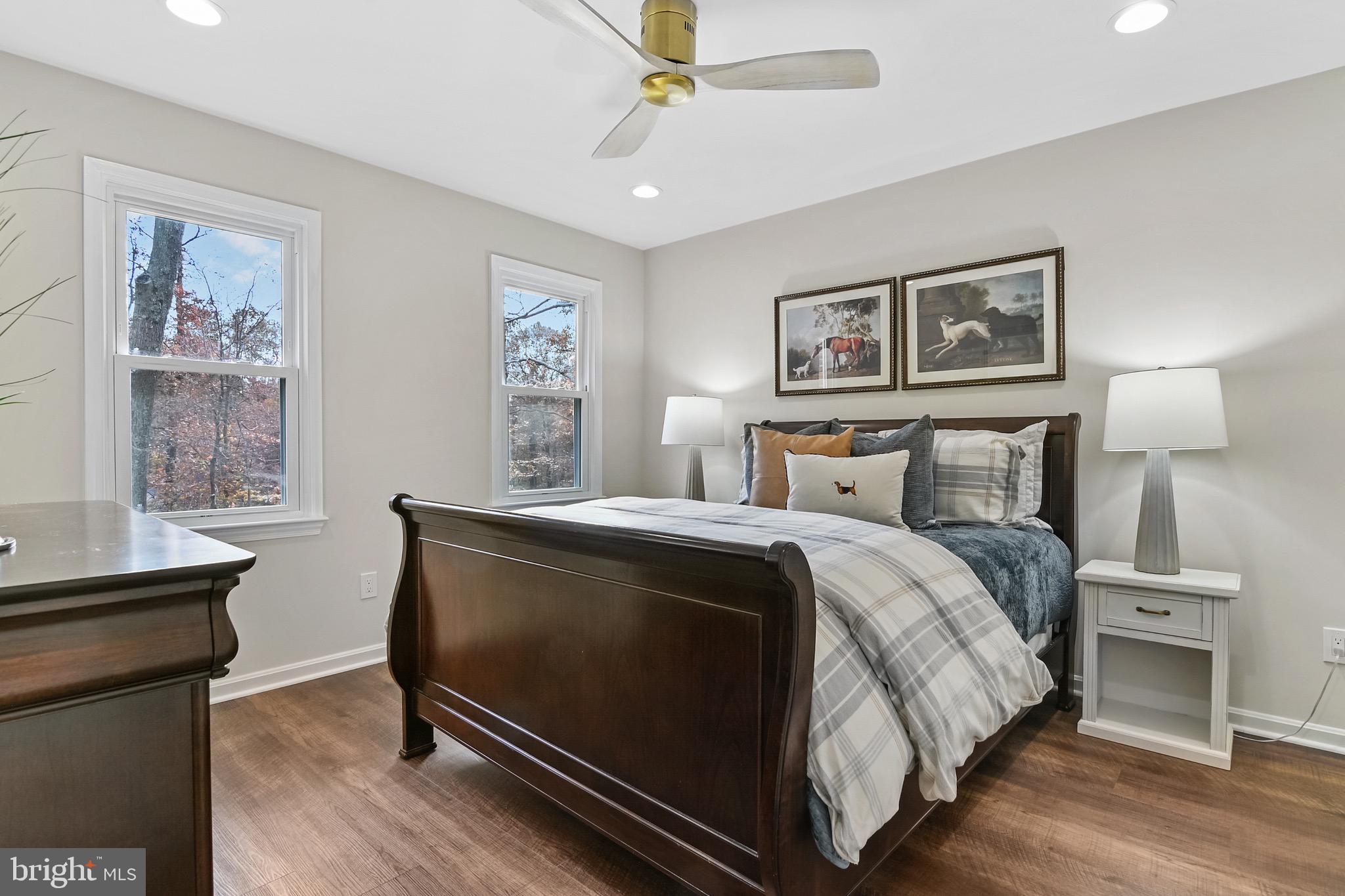 FAIRFAX STATION - Residential