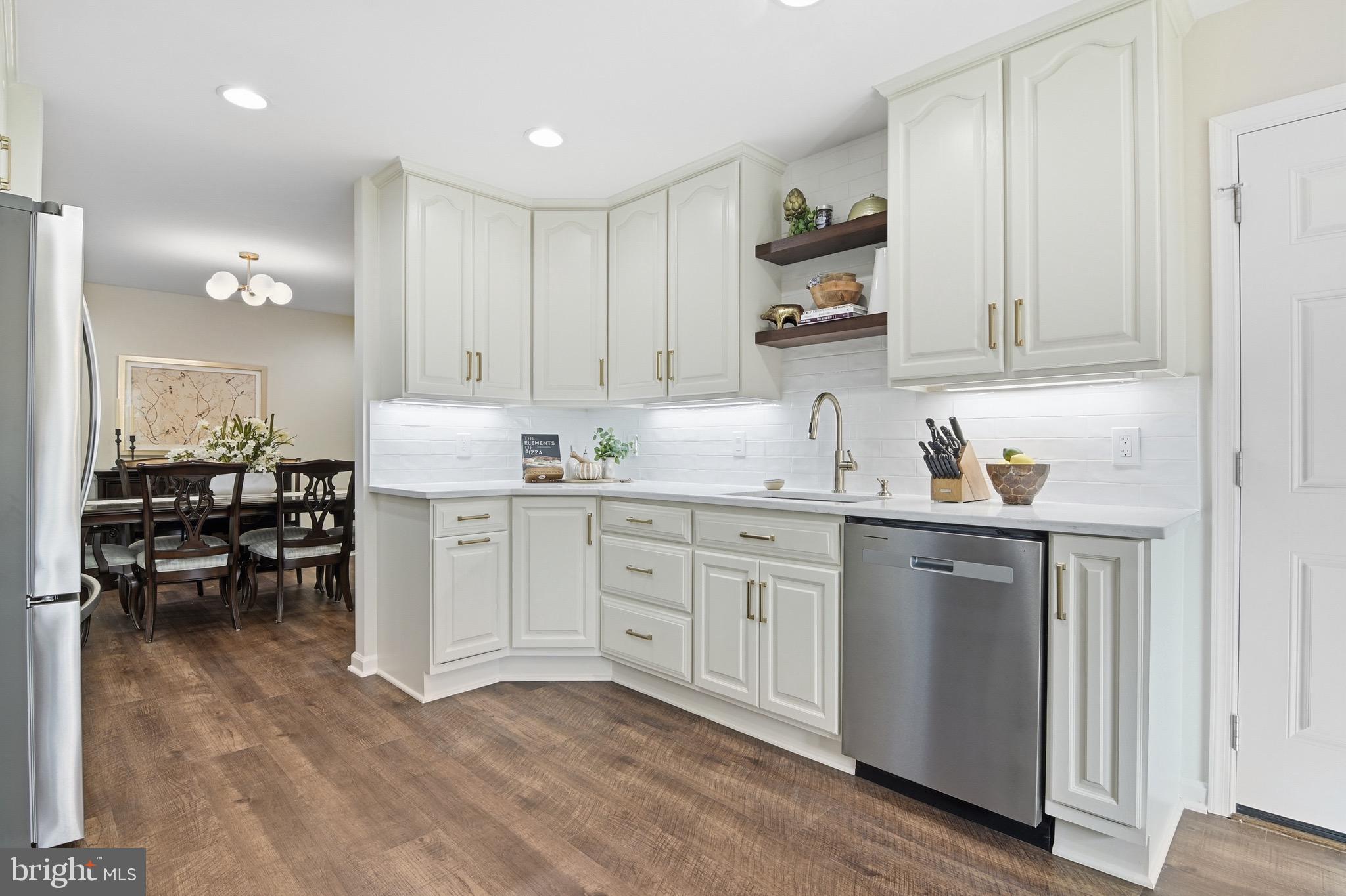 FAIRFAX STATION - Residential