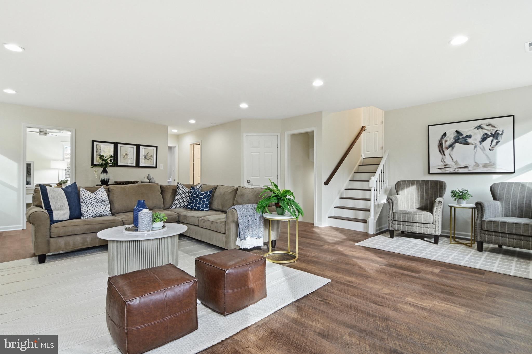 FAIRFAX STATION - Residential