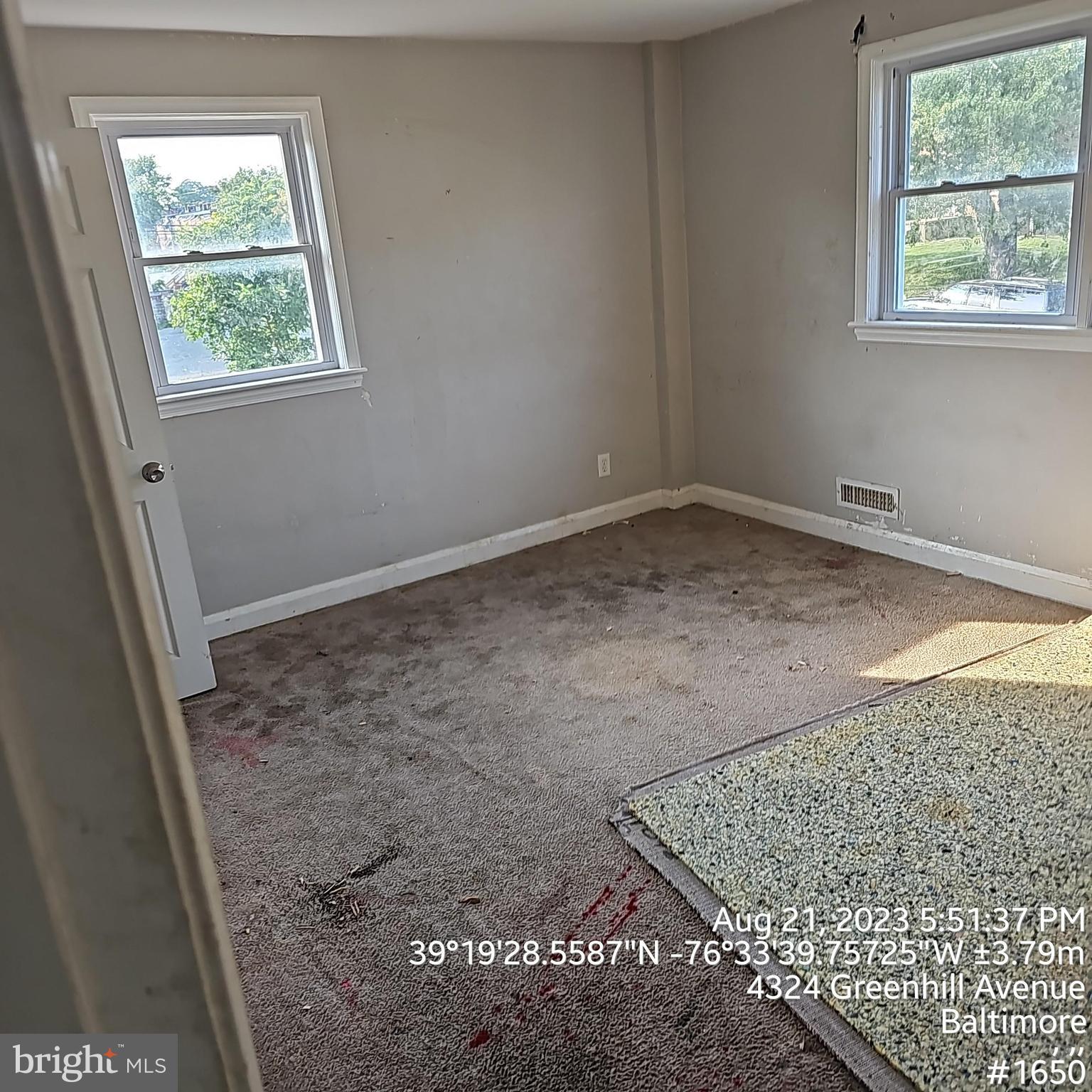 PARKSIDE - Residential