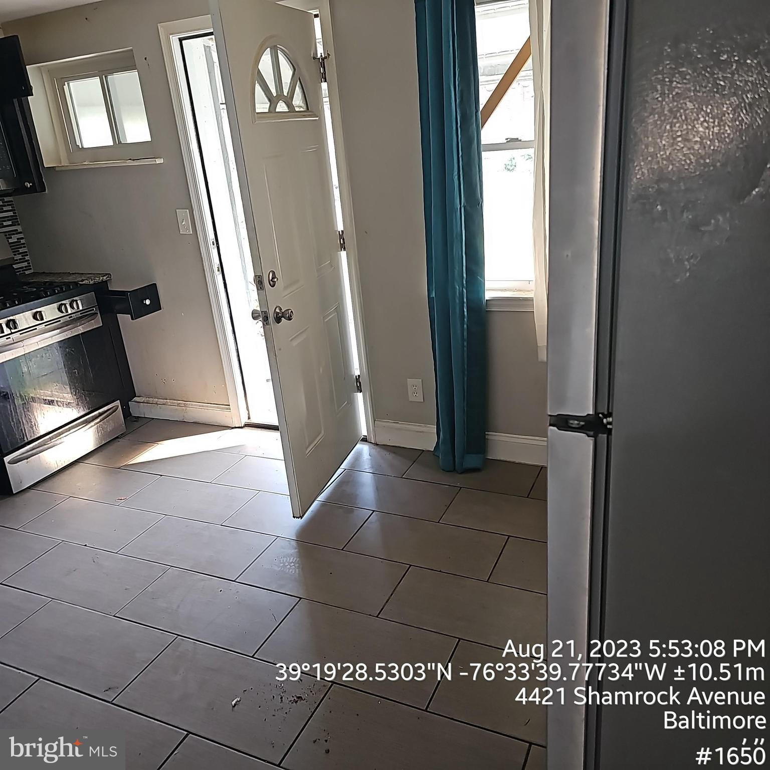 PARKSIDE - Residential