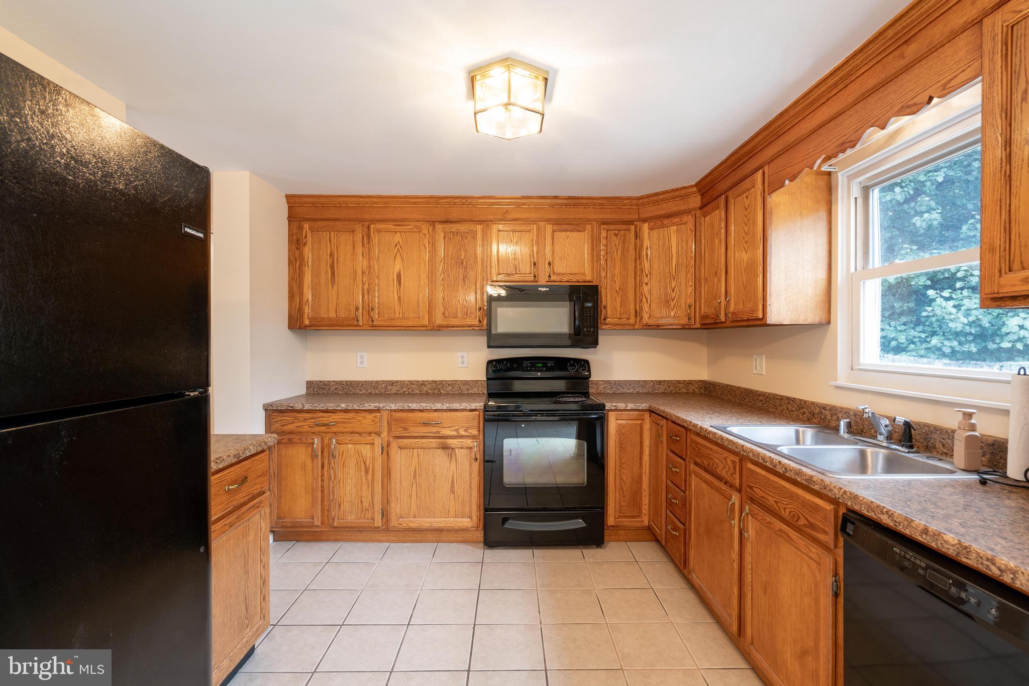 WHEATFIELDS - Residential