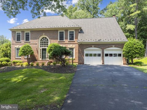 11102 BOWEN AVENUE GREAT FALLS VA 22066