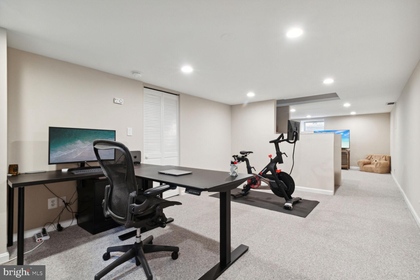 INDIAN SPRING CLUB ESTS - Residential