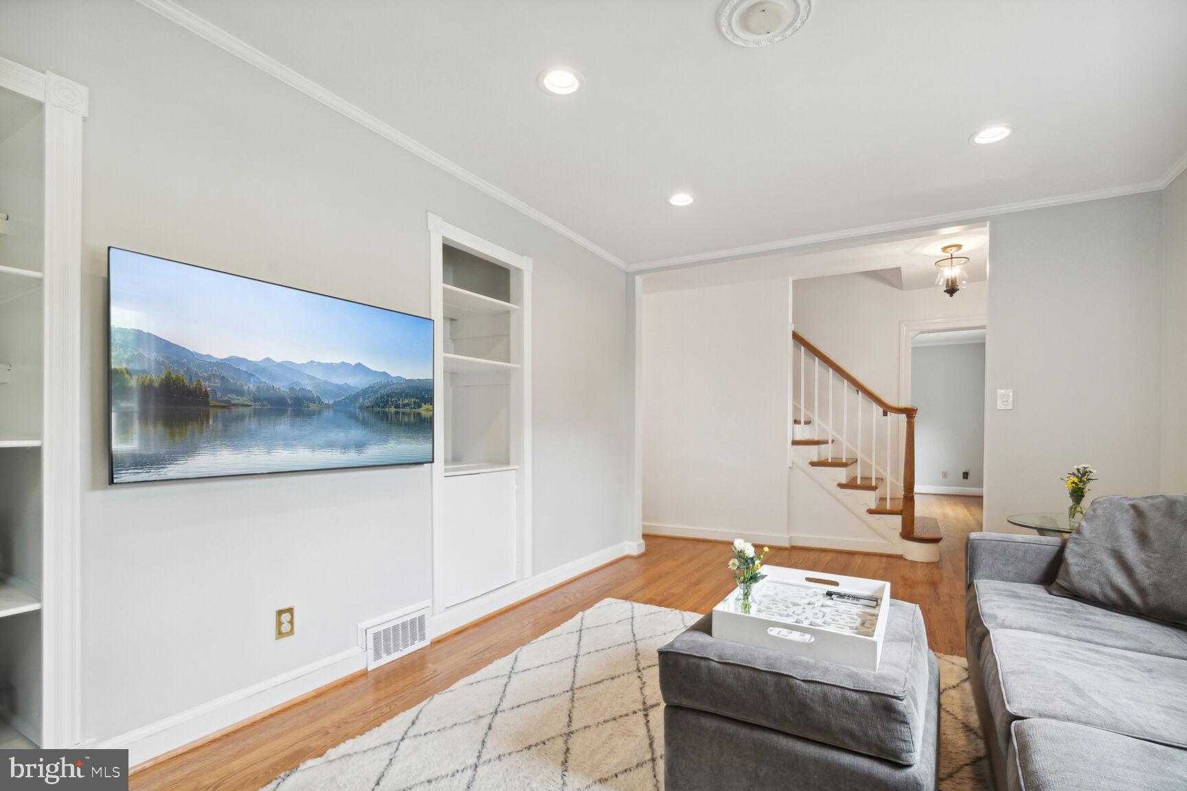 INDIAN SPRING CLUB ESTS - Residential