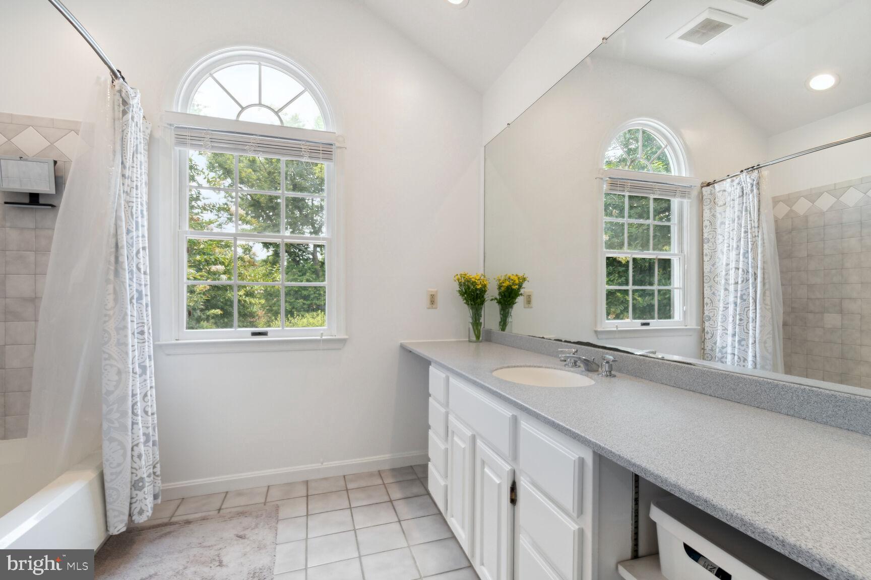 INDIAN SPRING CLUB ESTS - Residential