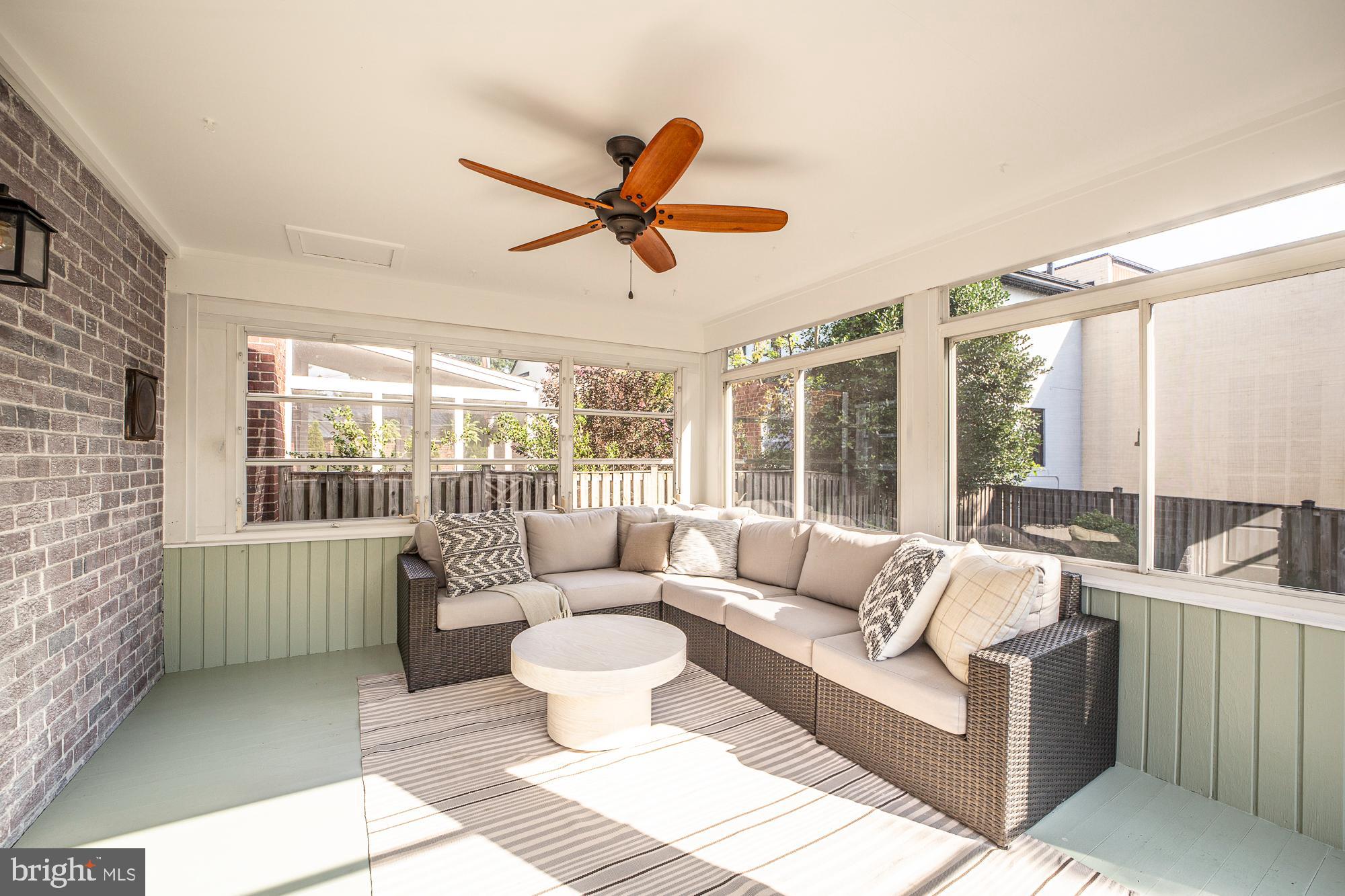 GLEBEWOOD - Residential