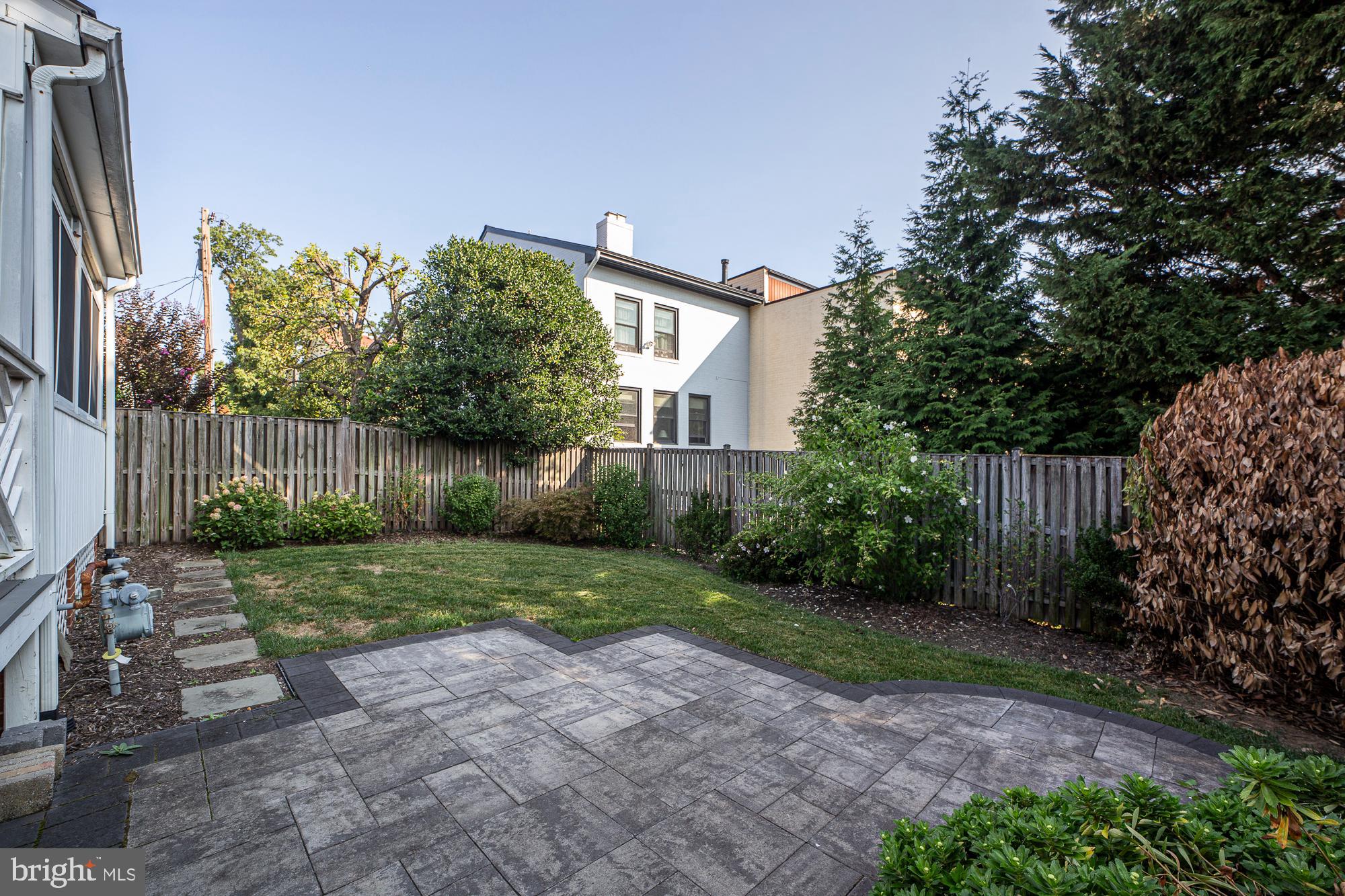 GLEBEWOOD - Residential