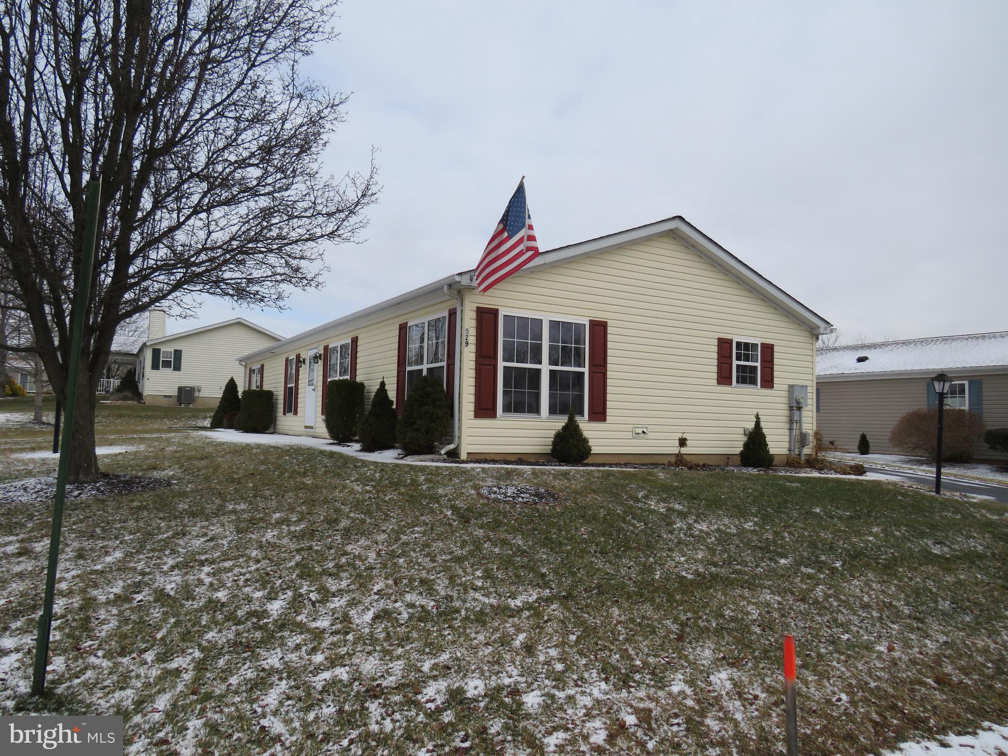 529 HONEYSUCKLE COURT