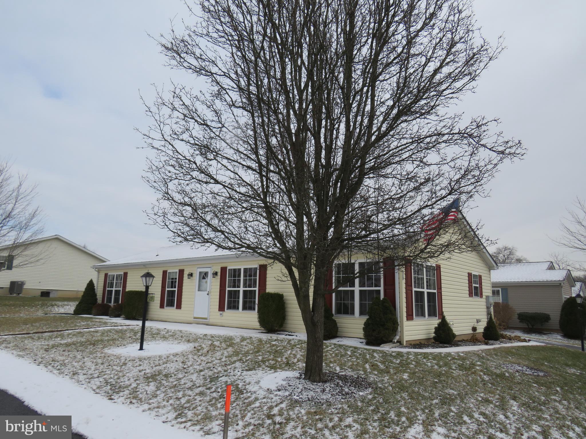 529 HONEYSUCKLE COURT