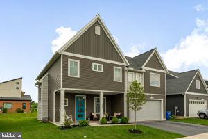1427 BARRINGTON DRIVE