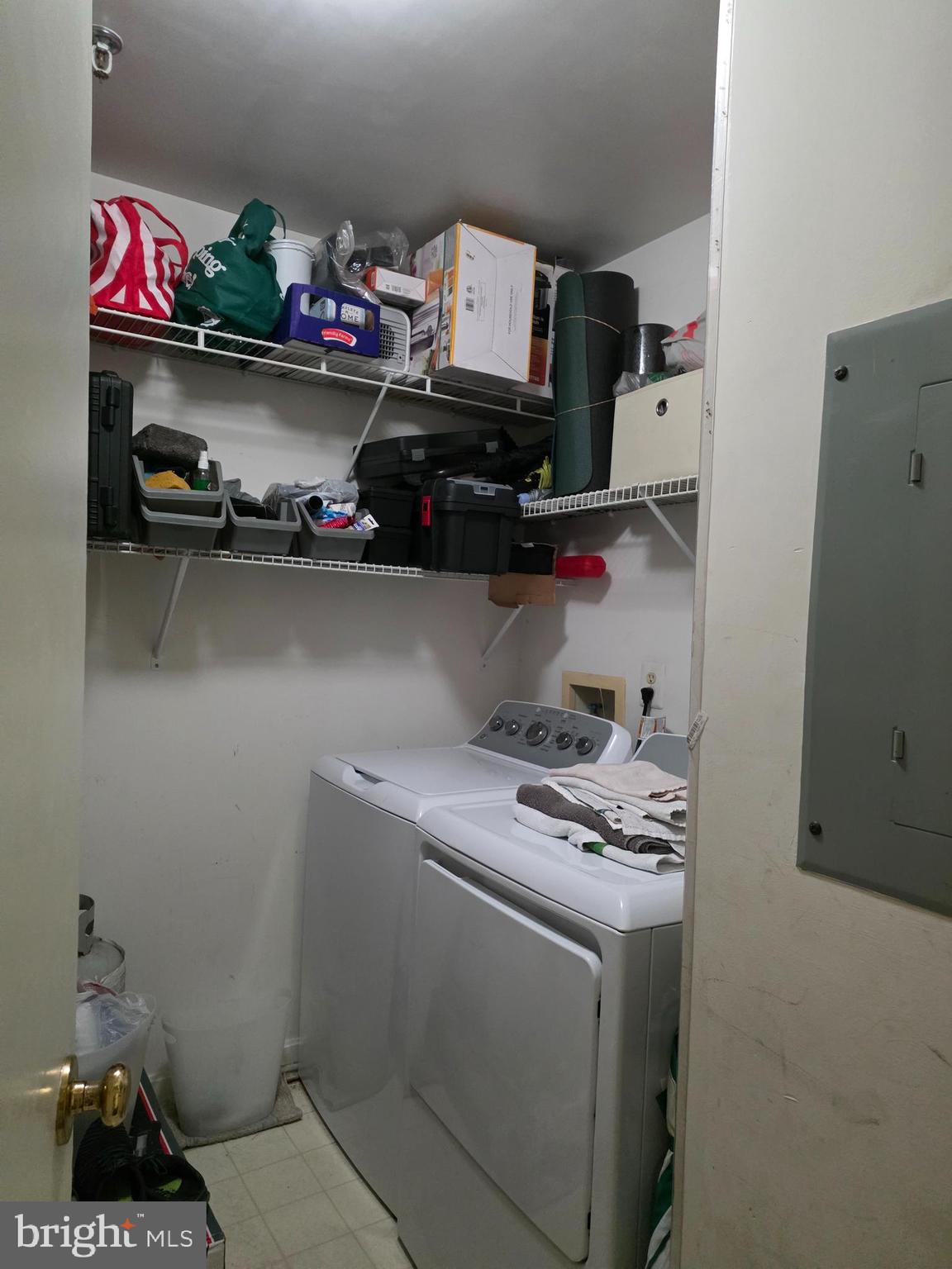 SUMMERHOUSE CONDO - Residential