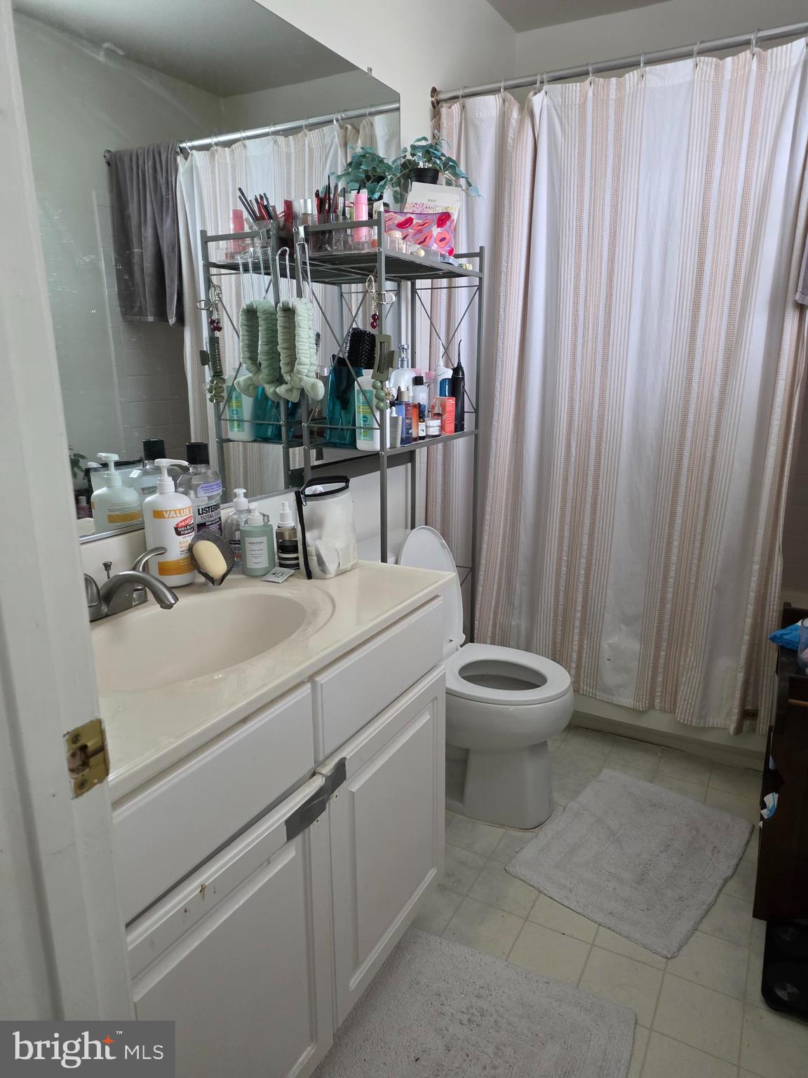 1037 GARDENVIEW LOOP 302
