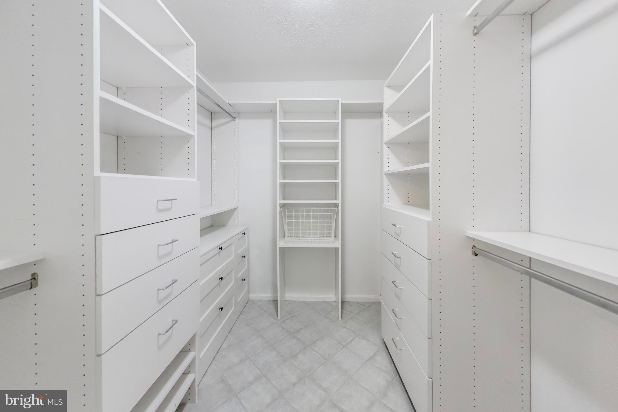 HORIZON HILL - Residential Lease