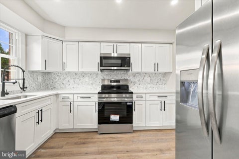 Photo for 1552 ROOSEVELT DRIVE