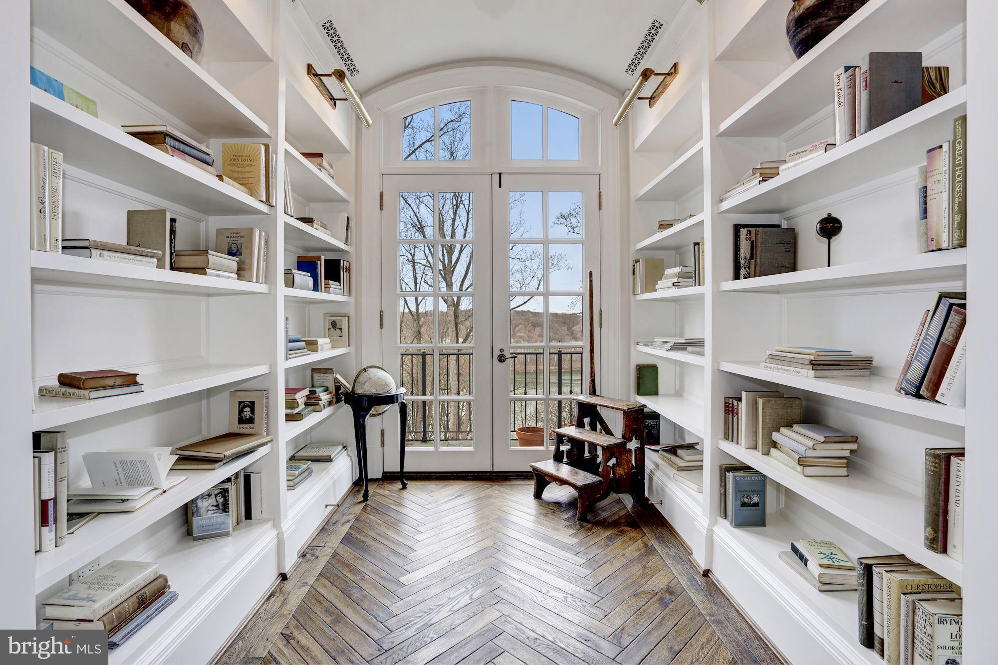 BETHESDA OUTSIDE - Residential