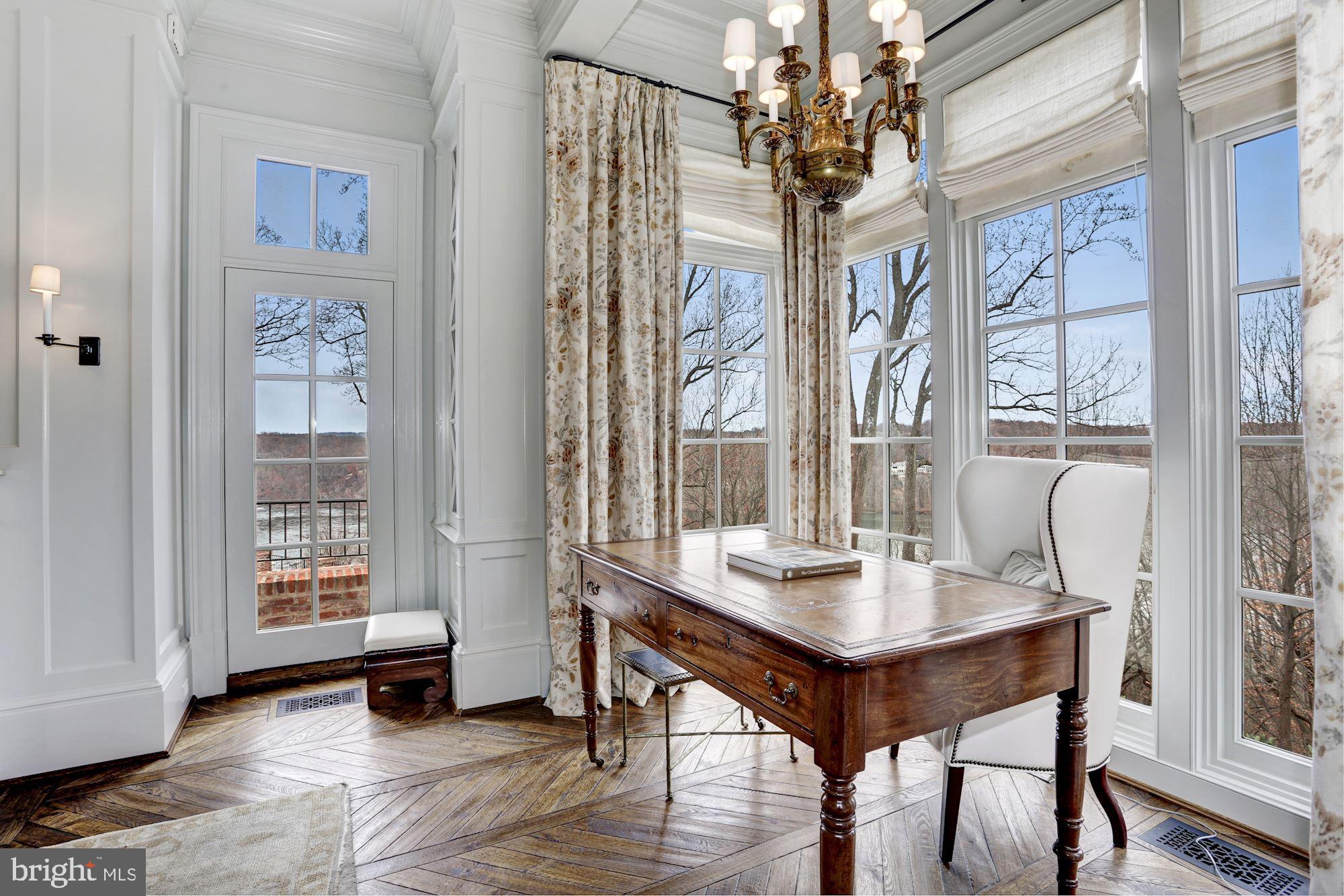 BETHESDA OUTSIDE - Residential