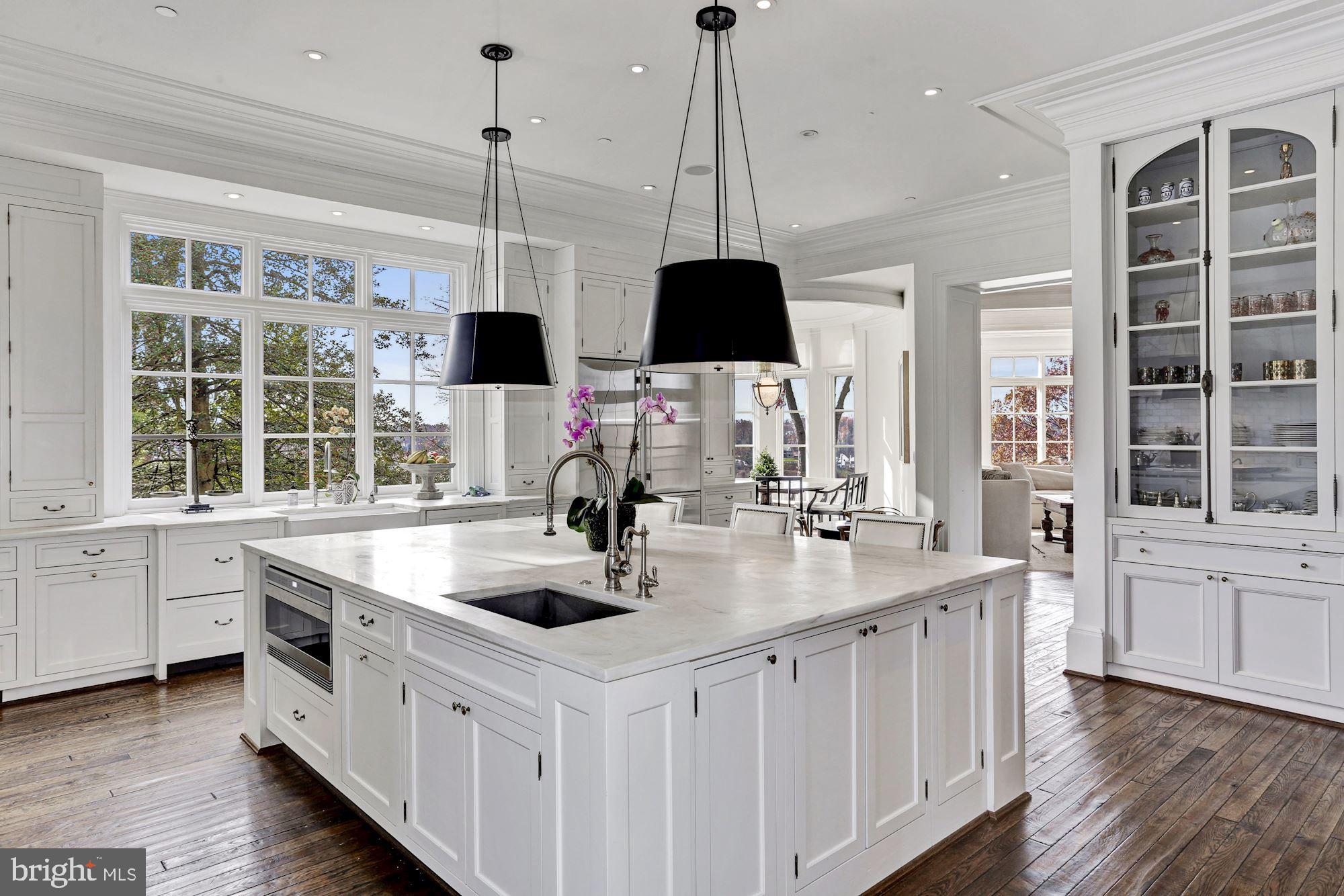 BETHESDA OUTSIDE - Residential