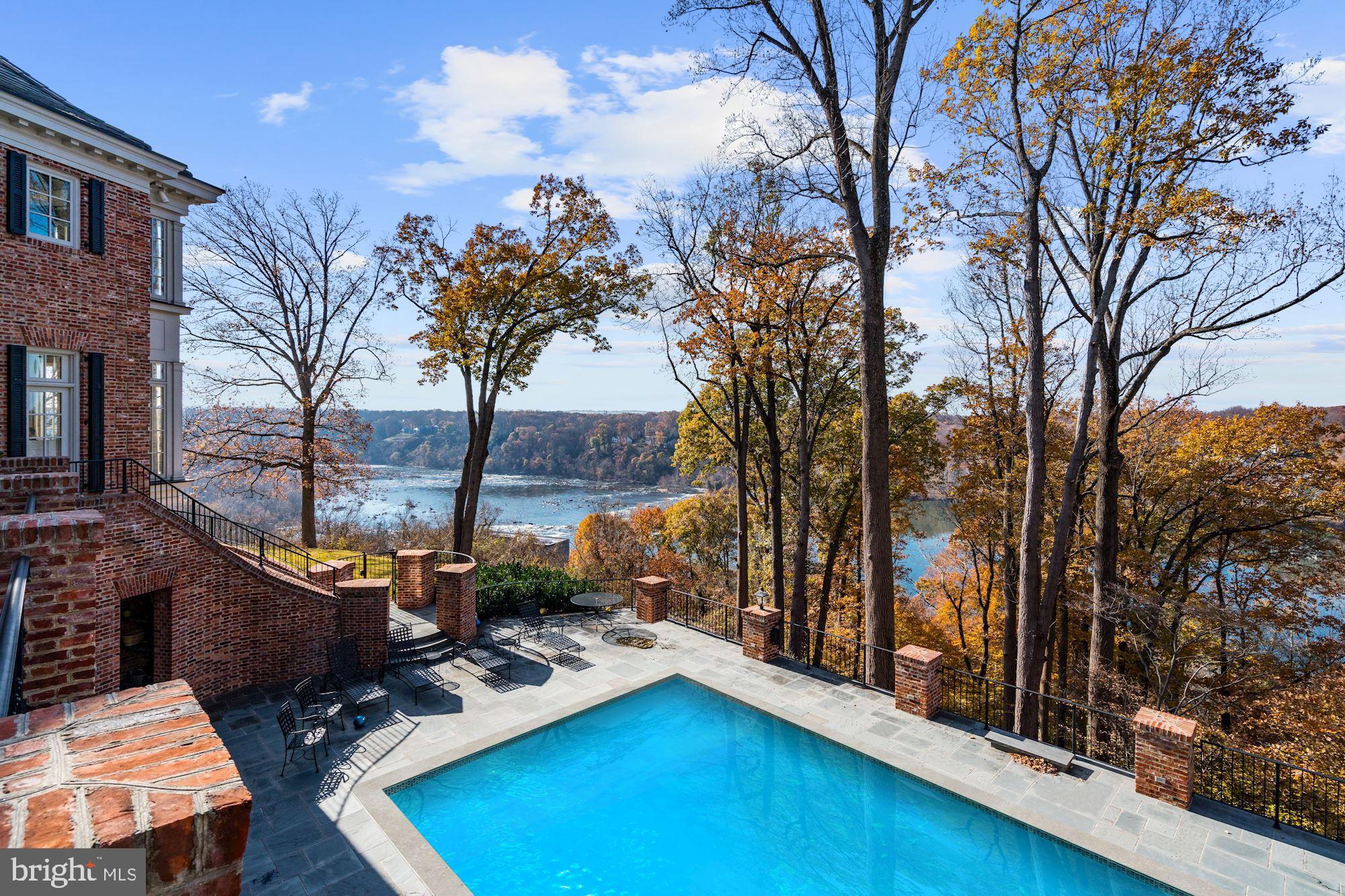 BETHESDA OUTSIDE - Residential