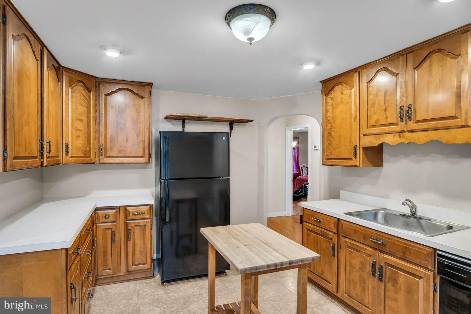1036 SMITH HILL ROAD