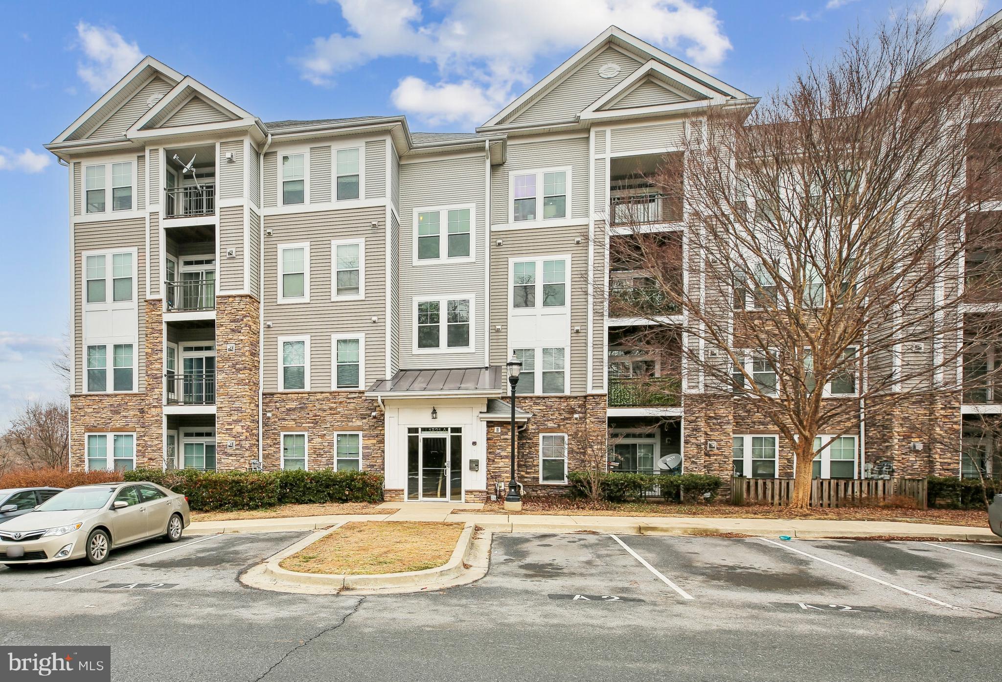 THE ADDISON AT ST PAUL - Residential