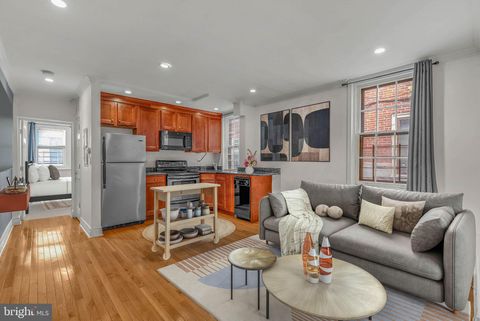 Condo For Sale - 1910 Fairmount Avenue #B 1R<br/> PHILADELPHIA, PA 19130