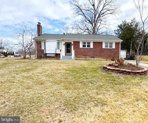 7434 Dickenson Street, Springfield, VA MLS: VAFX2225362