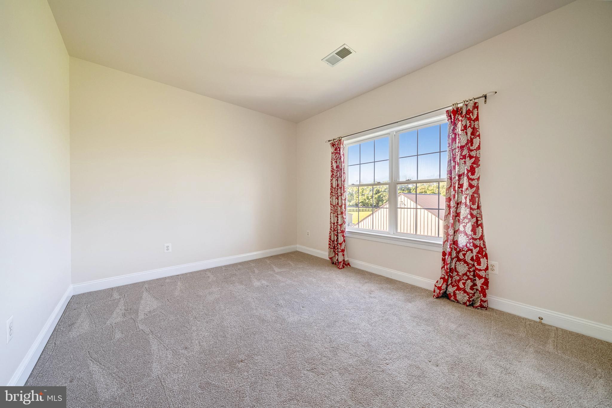 WILLOWIN FARM - Residential