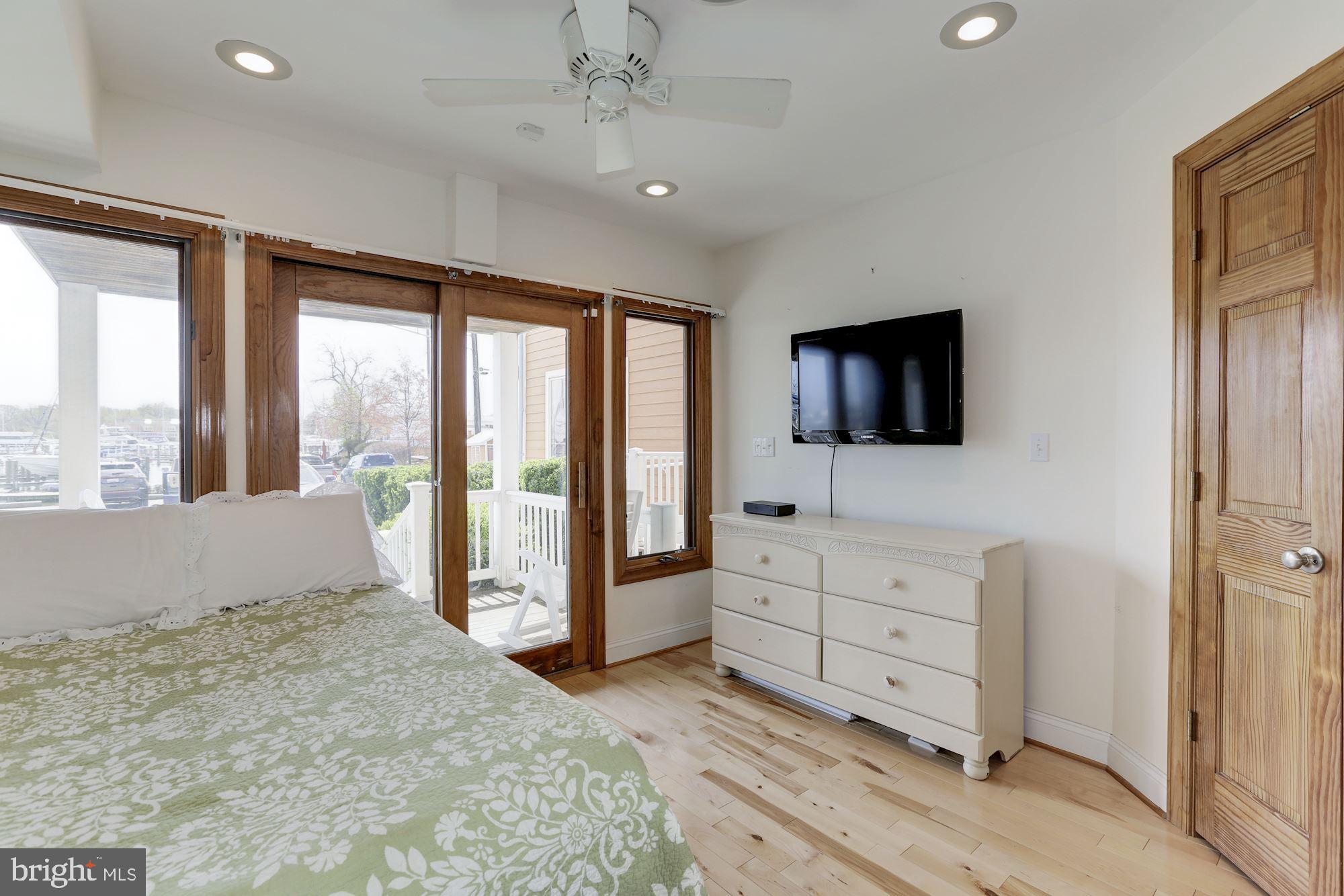 EASTPORT - Residential