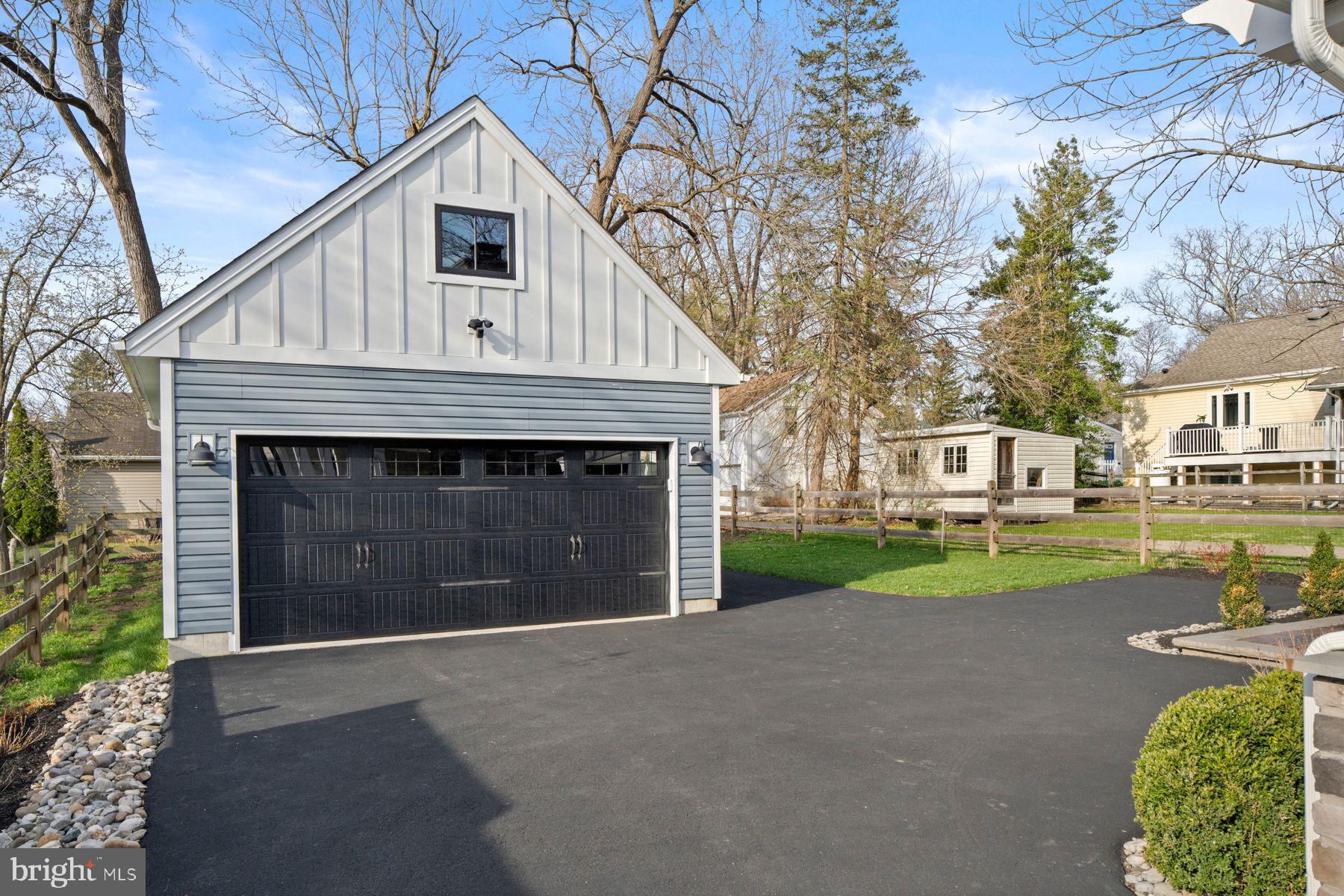 DOYLESTOWN BORO - Residential