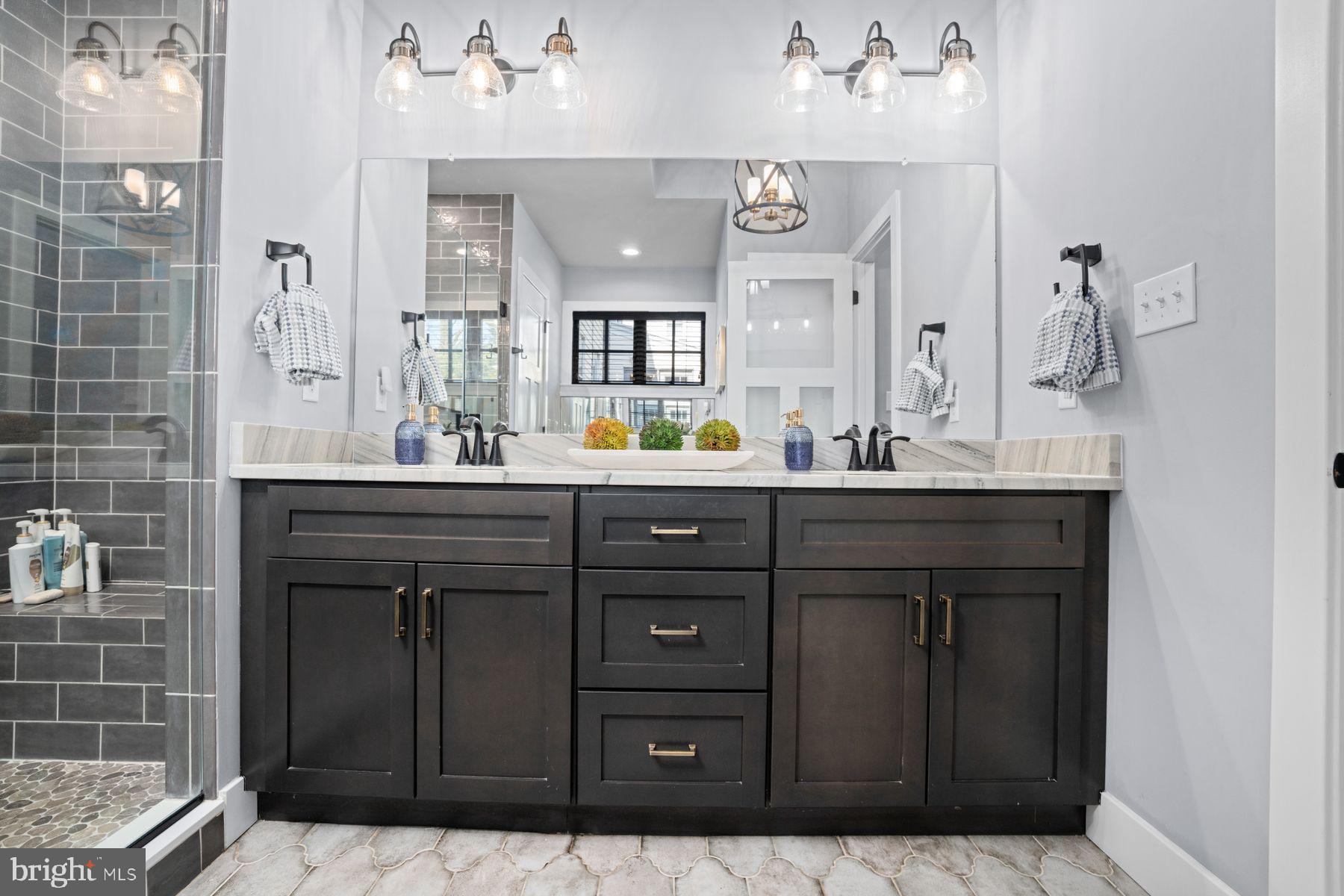 DOYLESTOWN BORO - Residential