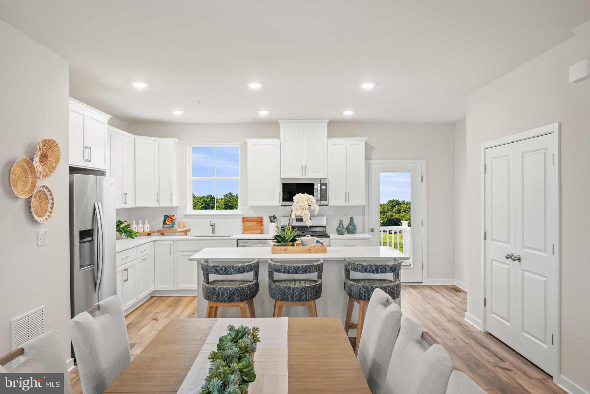 RIVER POINTE - Residential