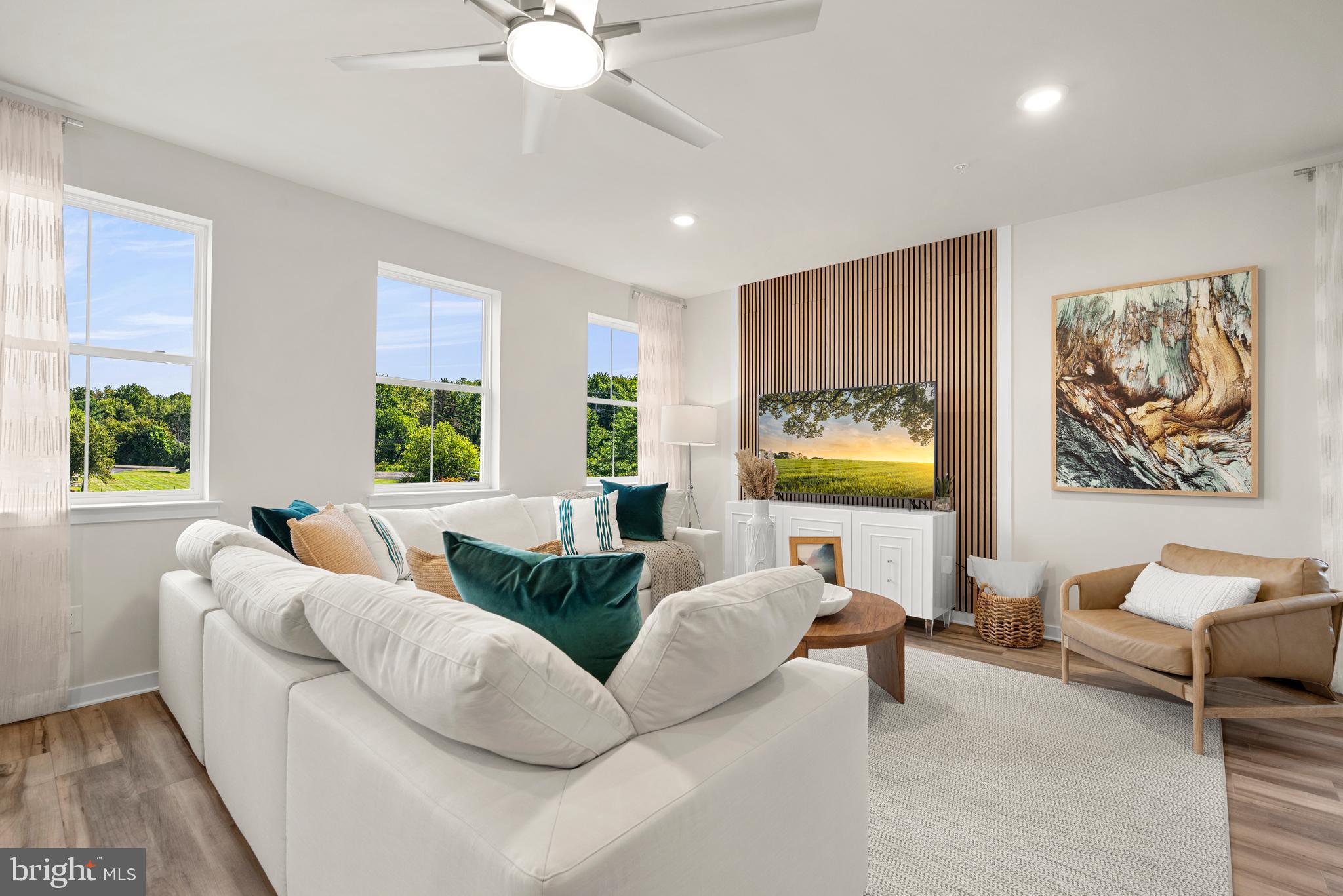 RIVER POINTE - Residential