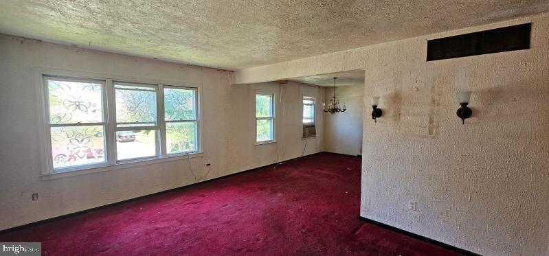 13 KINGSBRIDGE DRIVE