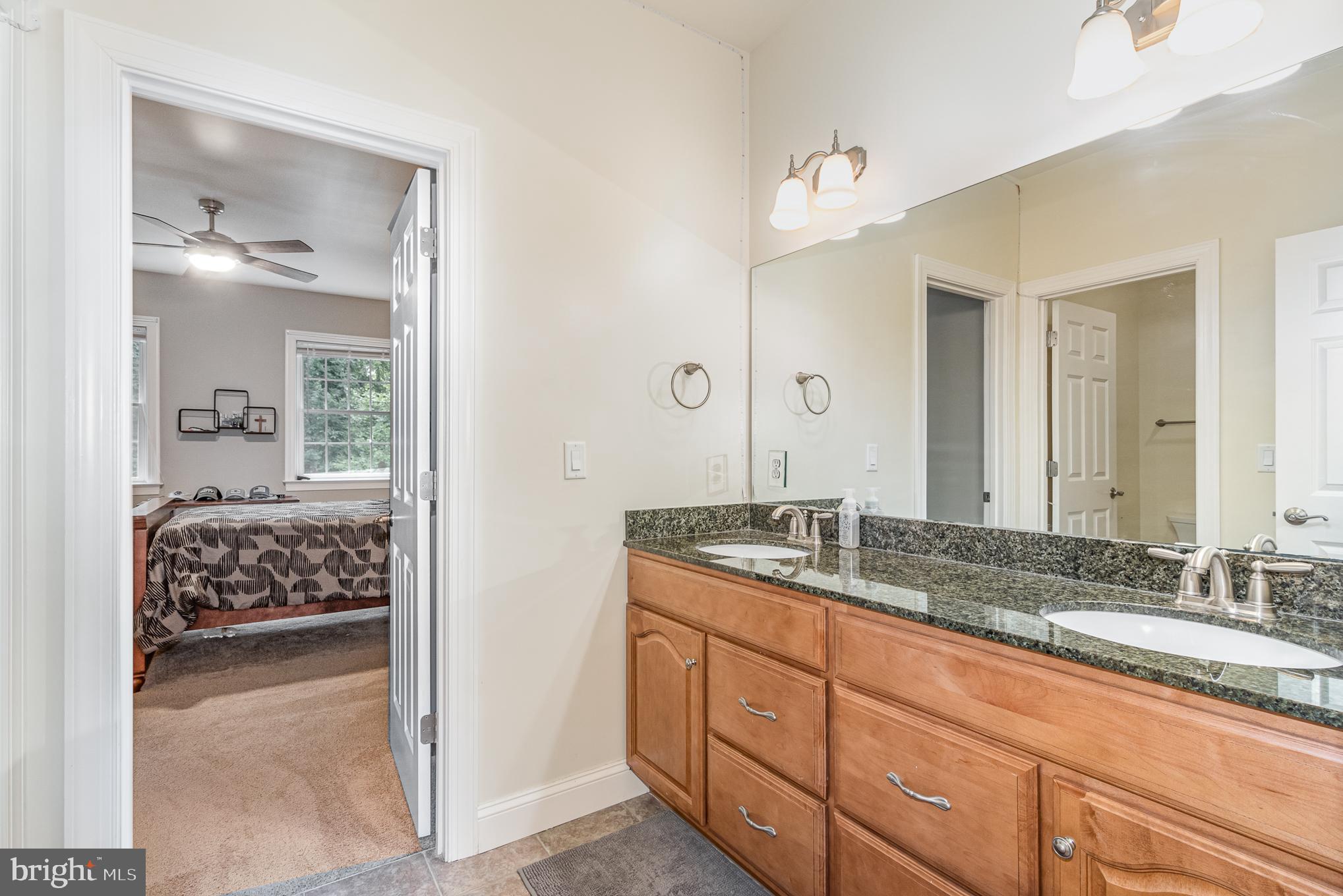 WILLOW LAKE - Residential