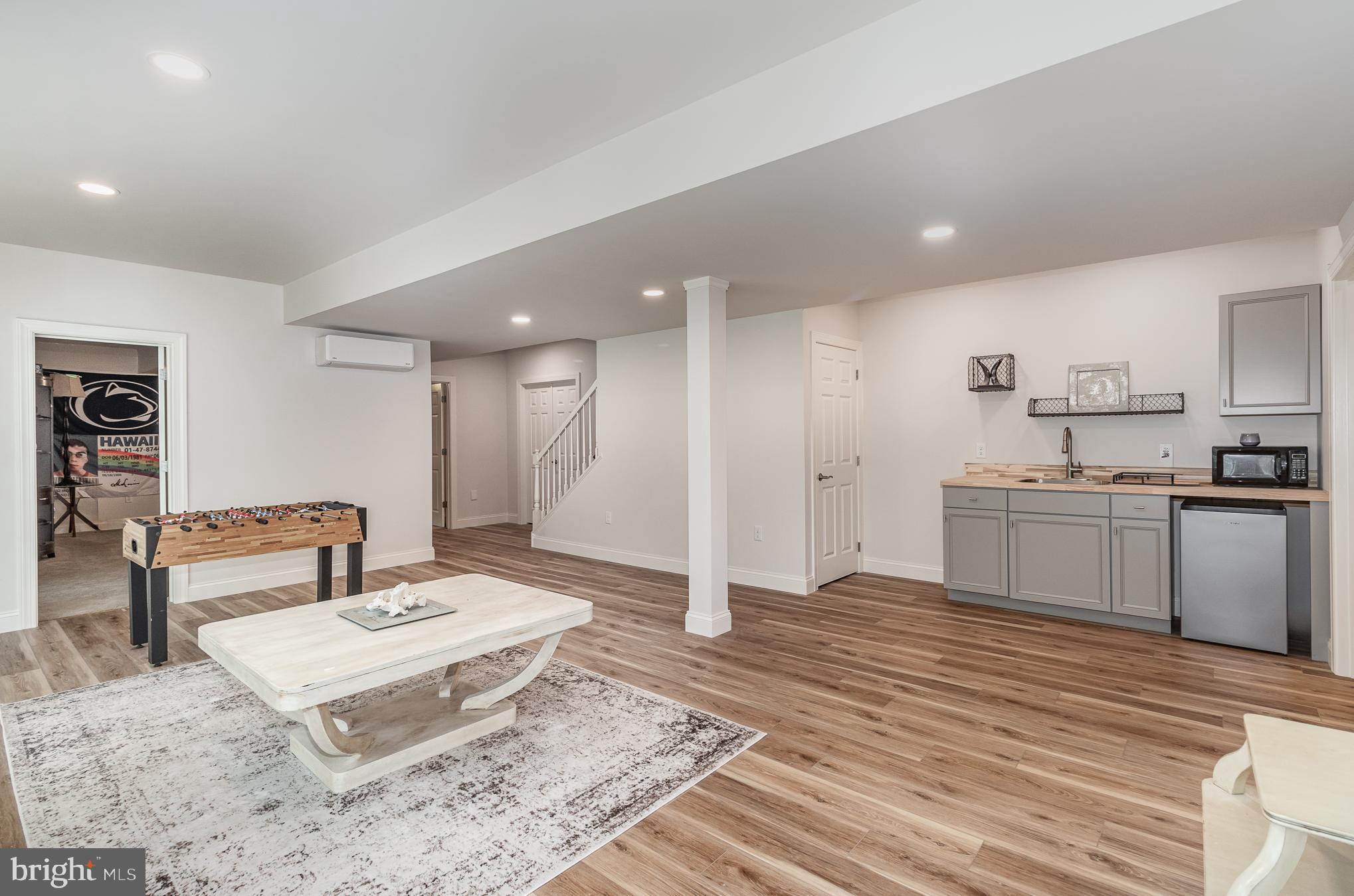 WILLOW LAKE - Residential