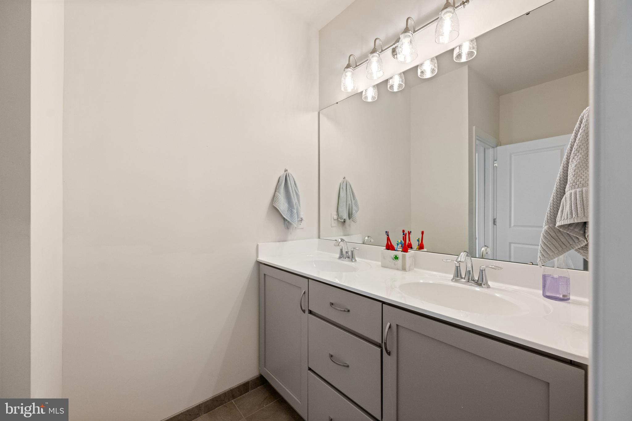 WATERFORD AT GARNET - Residential