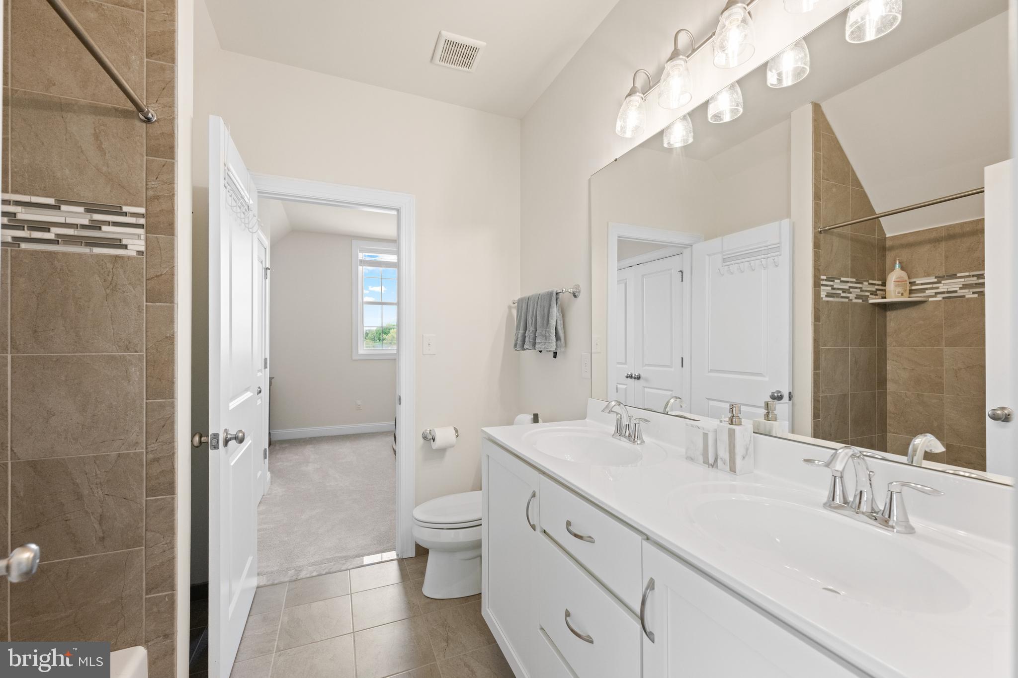 WATERFORD AT GARNET - Residential