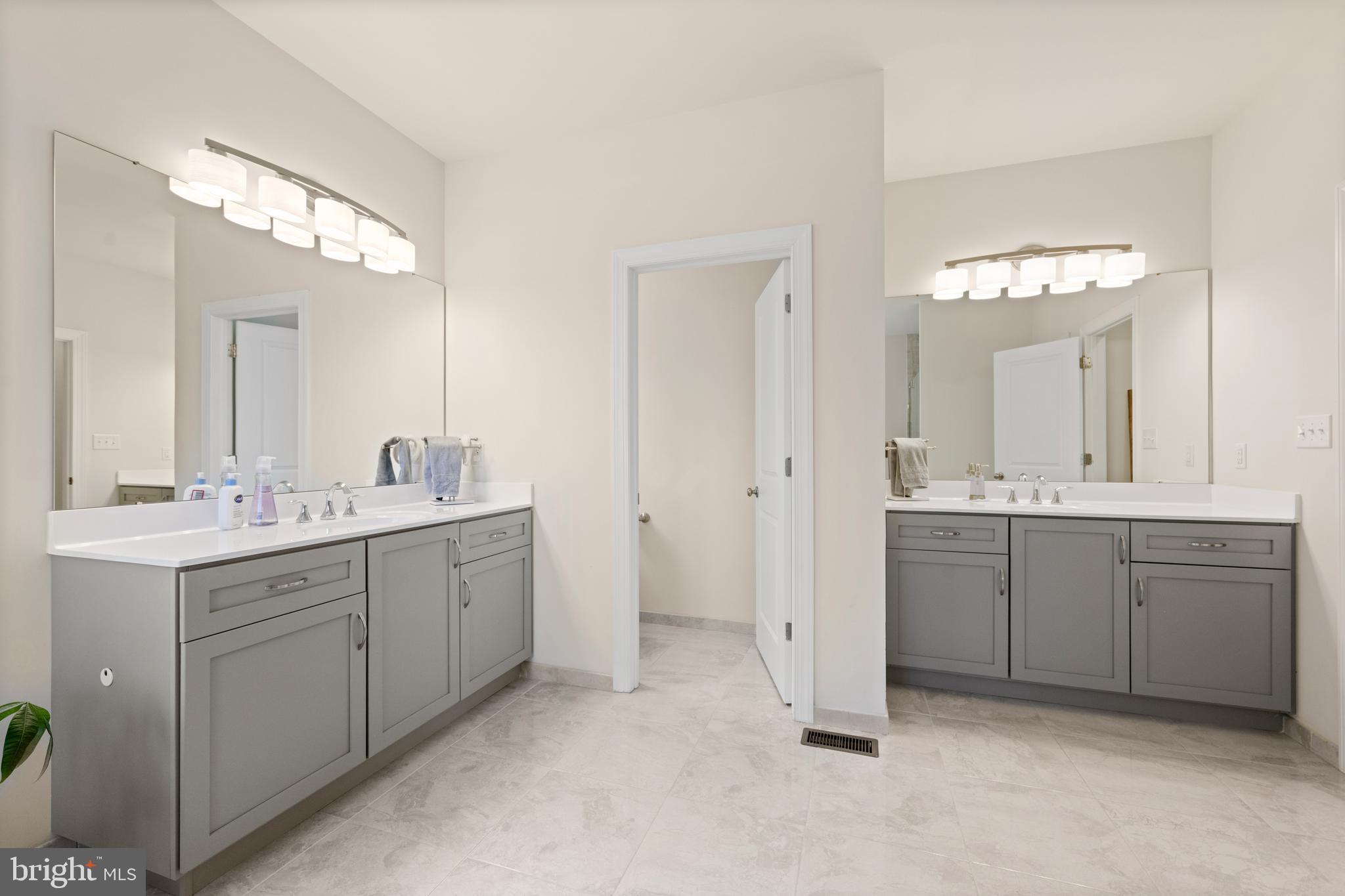 WATERFORD AT GARNET - Residential