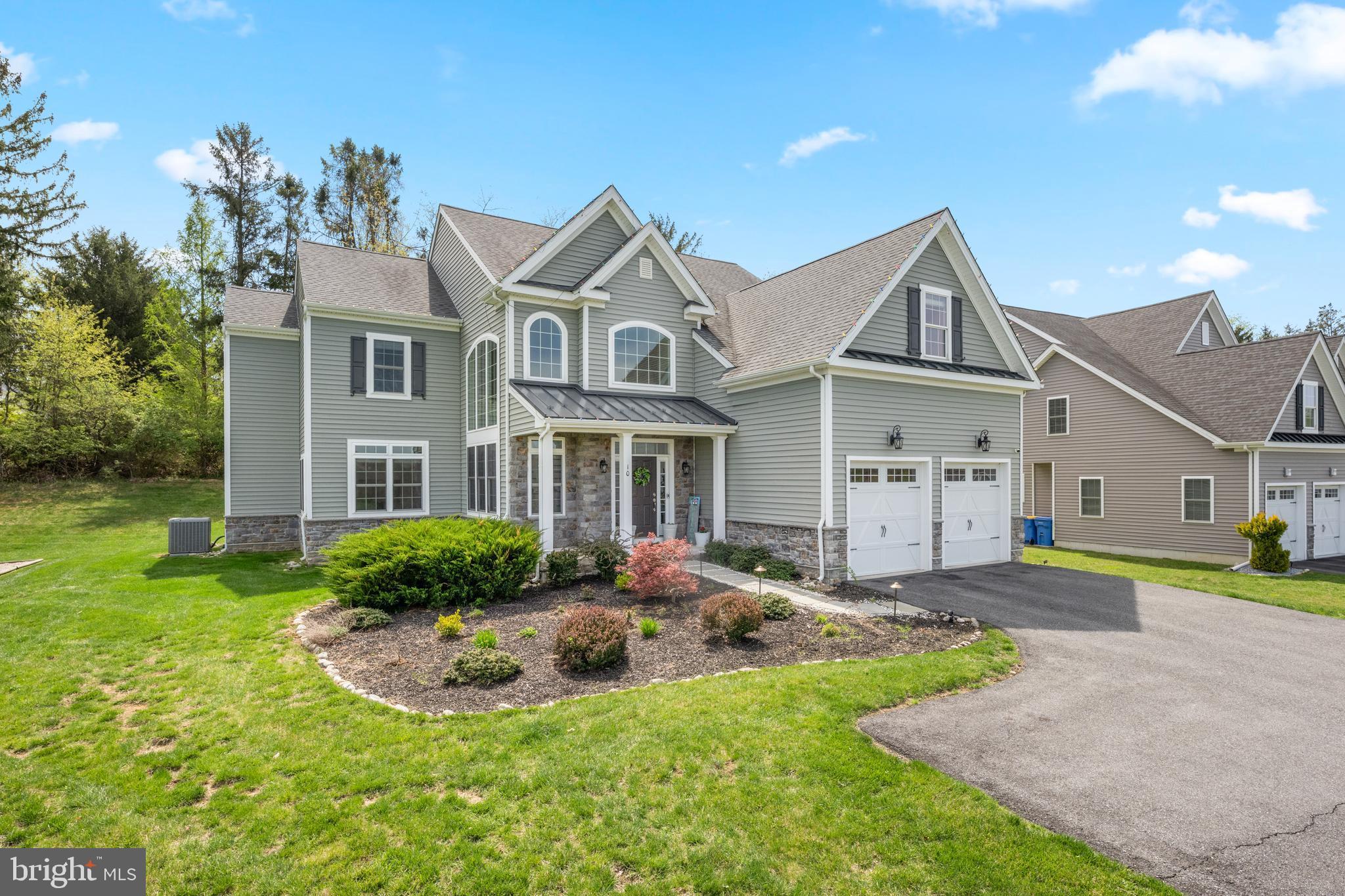 WATERFORD AT GARNET - Residential