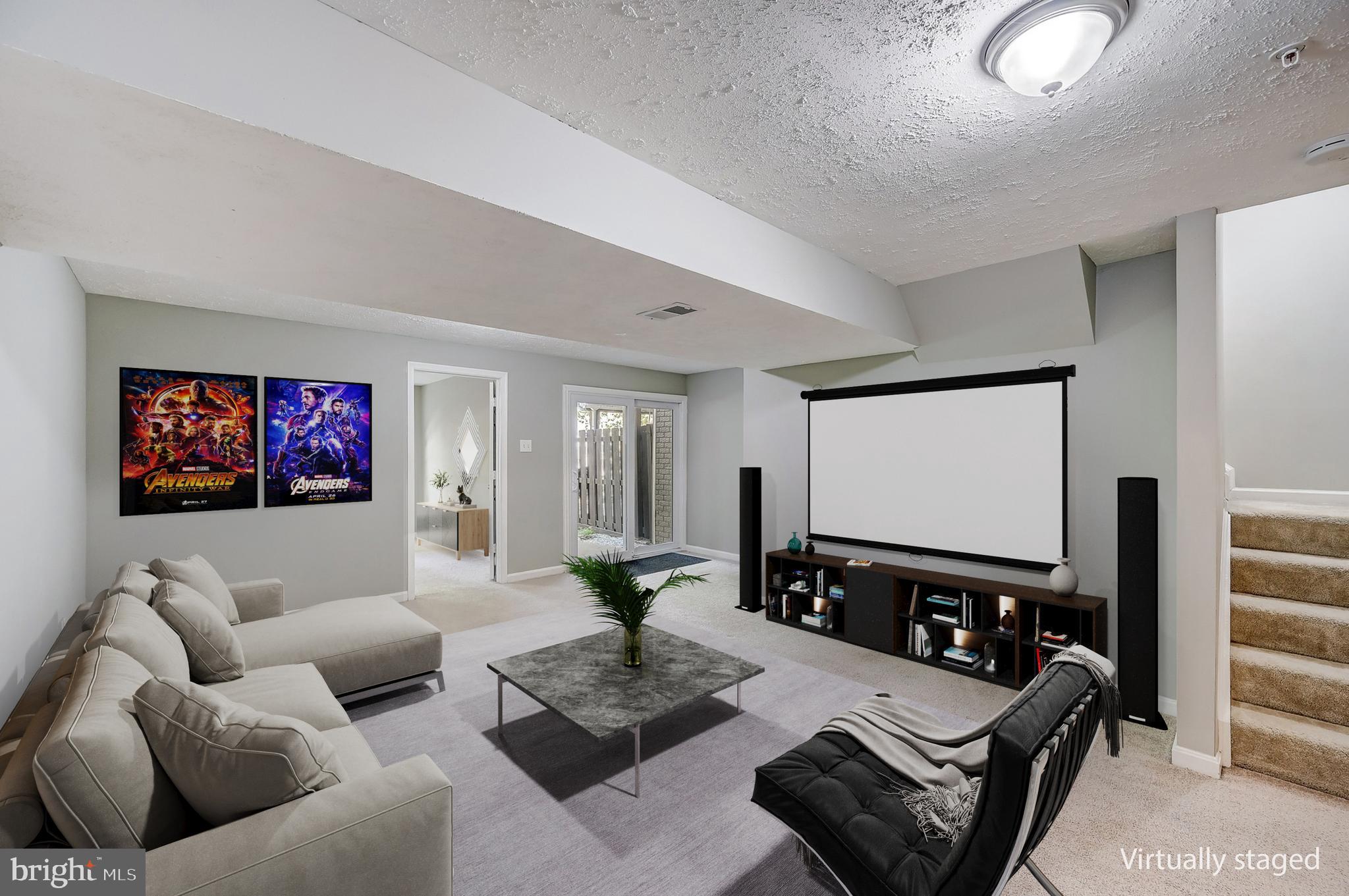 CONSTANT FRIENDSHIP - Residential